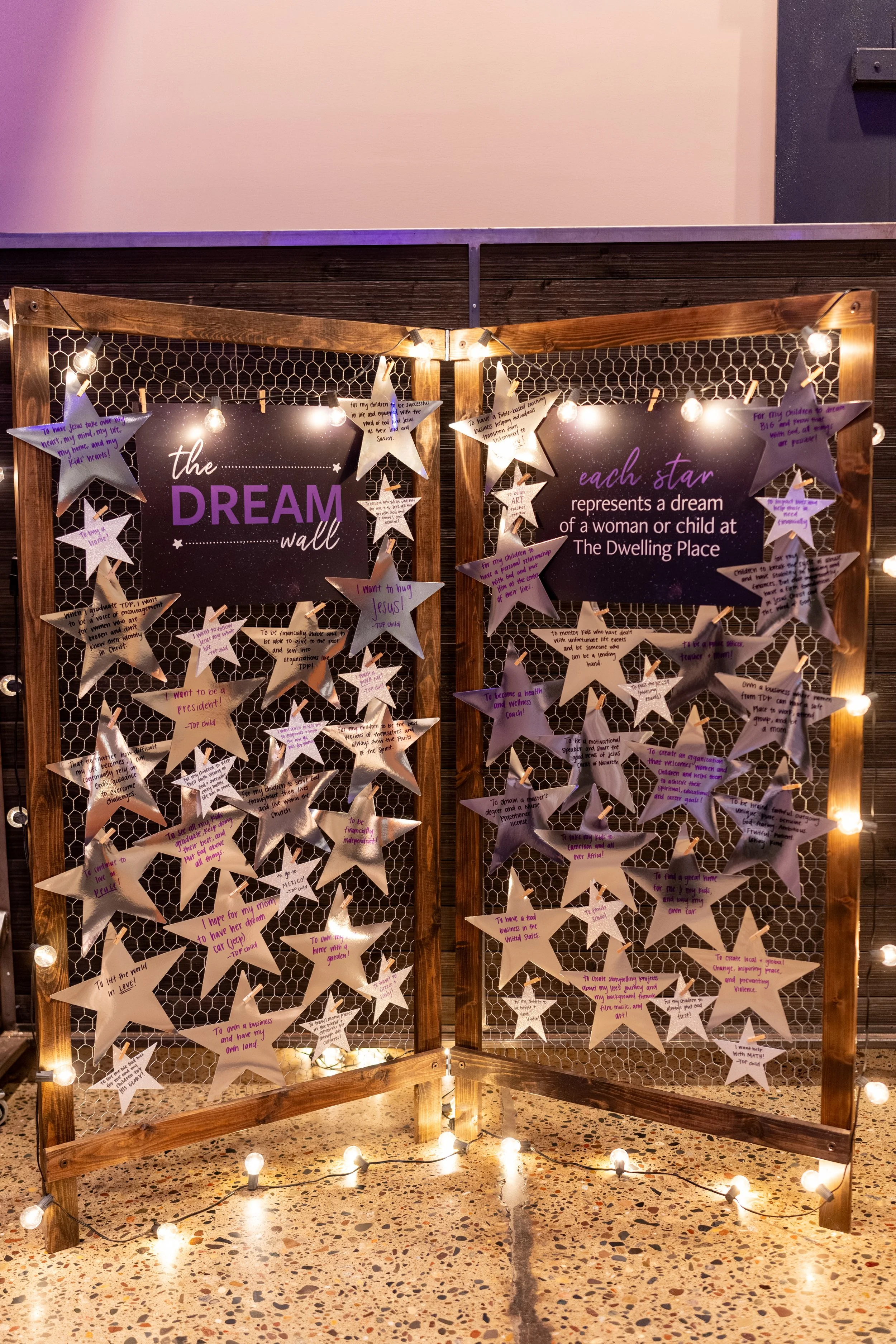 '25DwellingPlaceGala-07909.jpg