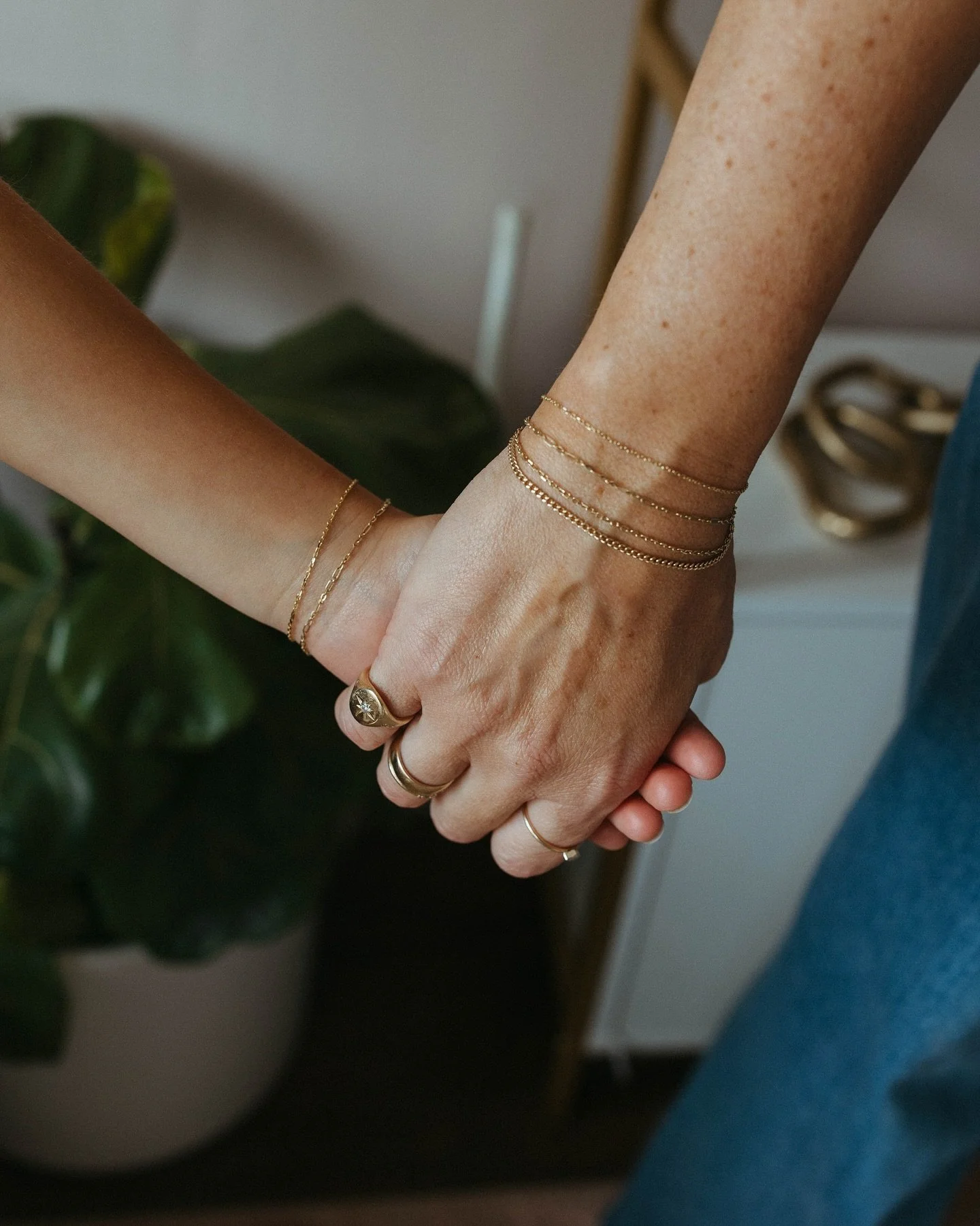 Some bonds deserve a little sparkle. Permanent jewelry is a subtle, everyday reminder of the special bond you share. 

Celebrate your special bond with Lenny Lou Collective. ✨

📸 @leaveherwild.photography