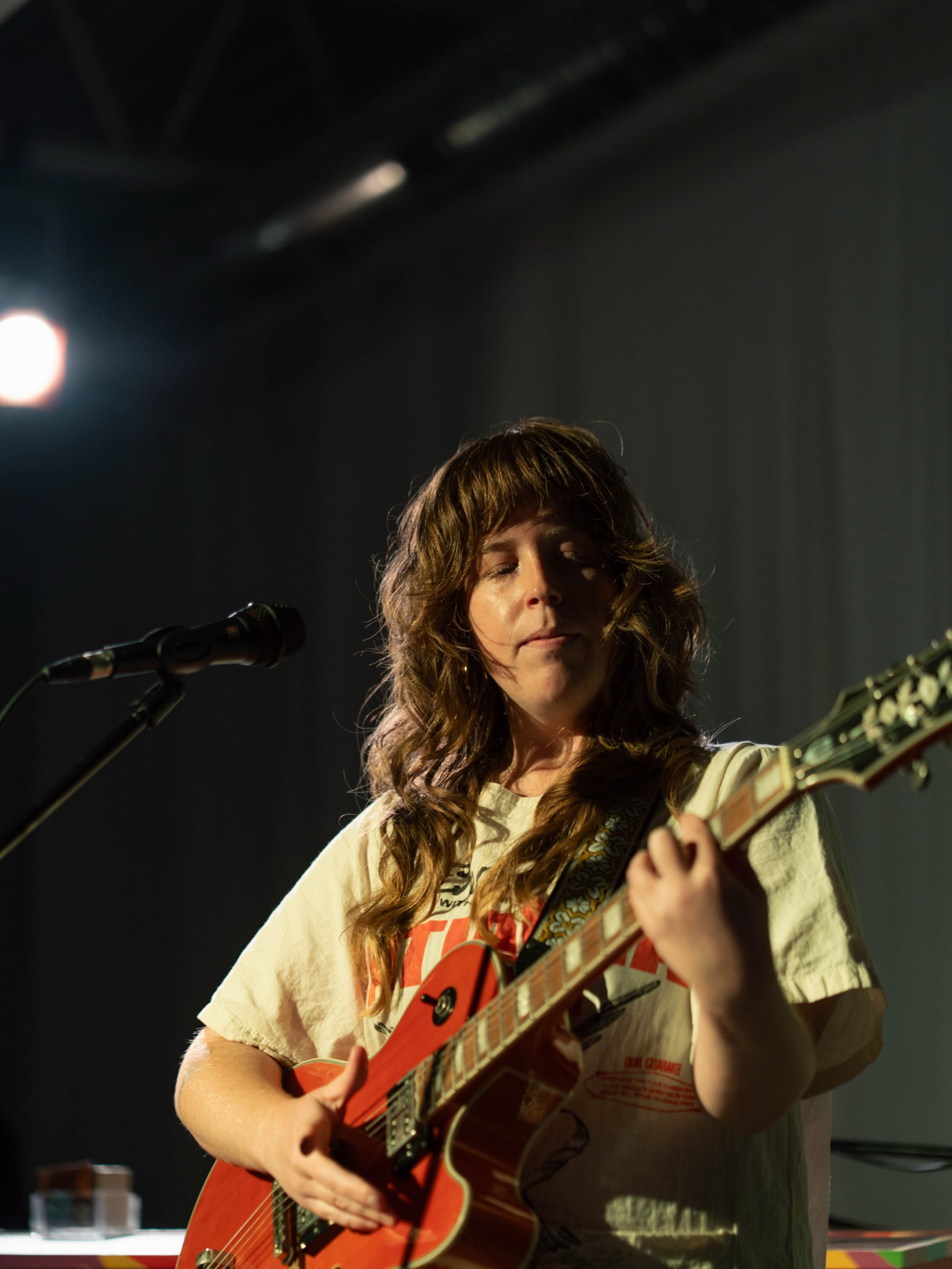 Here&rsquo;s some awesome pics taken by @ruth_less_life_ a couple weeks ago at the @xuux_artists open mic. 

@thepairsmusic have been enjoying a bit of a break after our summer touring and I&rsquo;ve taken that time to explore more of my solo music. 