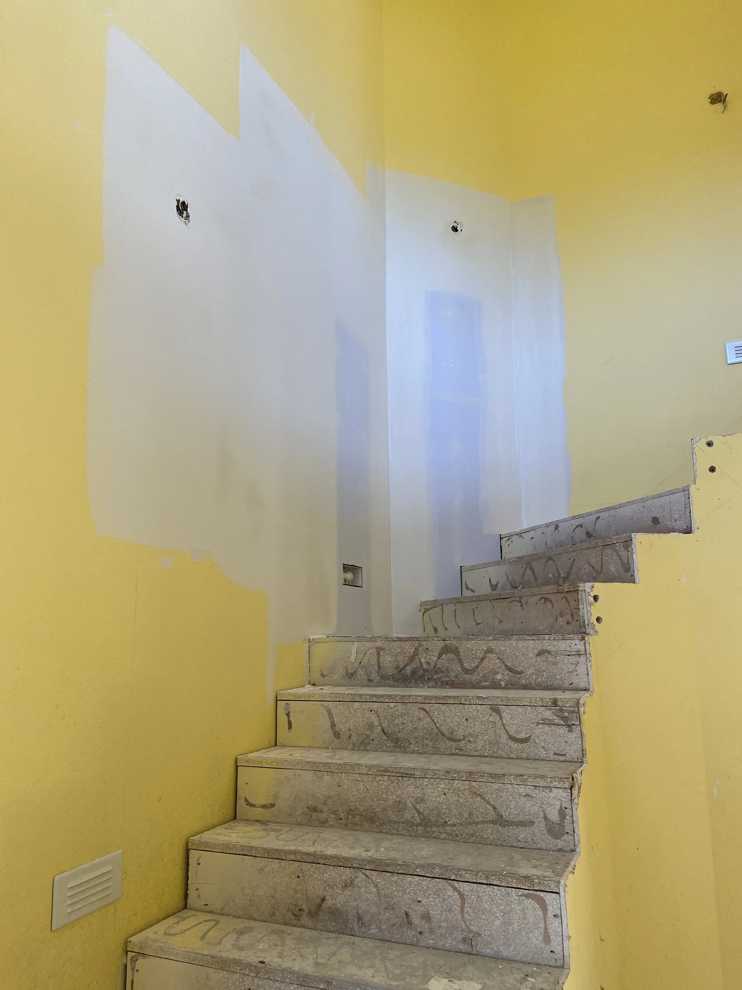 Level 4 and Level 5 drywall finishing in Redmond, Kirkland, and Mercer Island luxury homes — L.A. Drywall Inc.