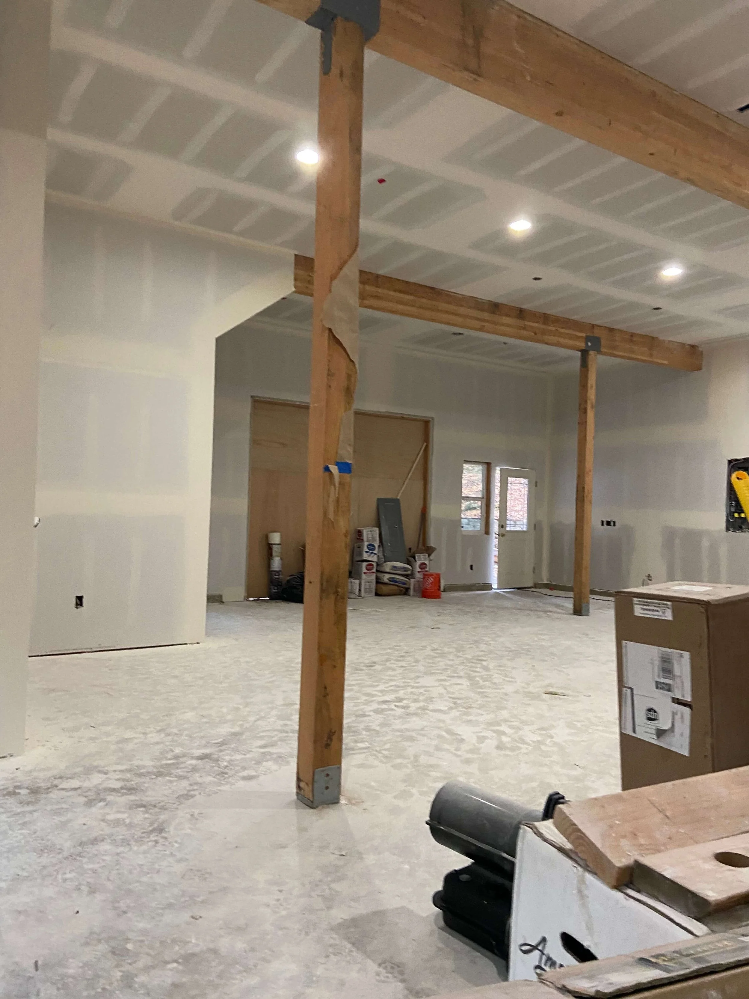Issaquah garage before drywall finishing, primer, and paint
