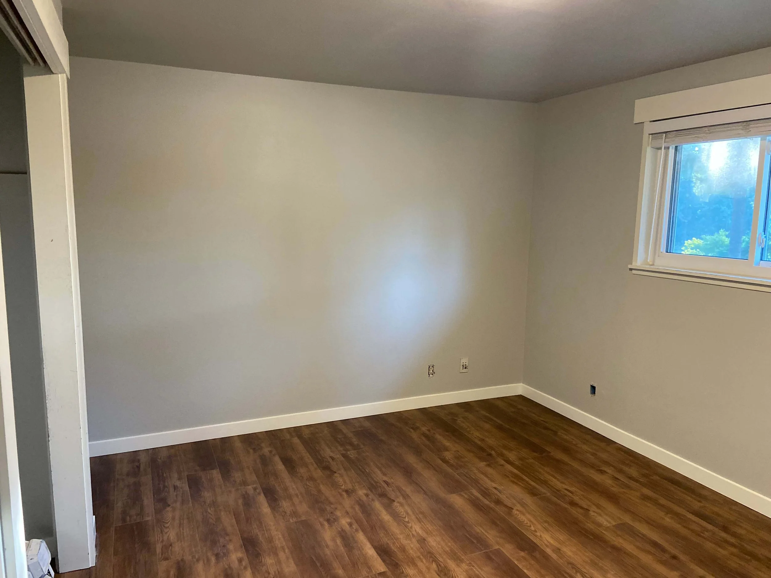 After drywall repair in a Bothell WA home with Level 4 smooth wall finish and professional interior painting.