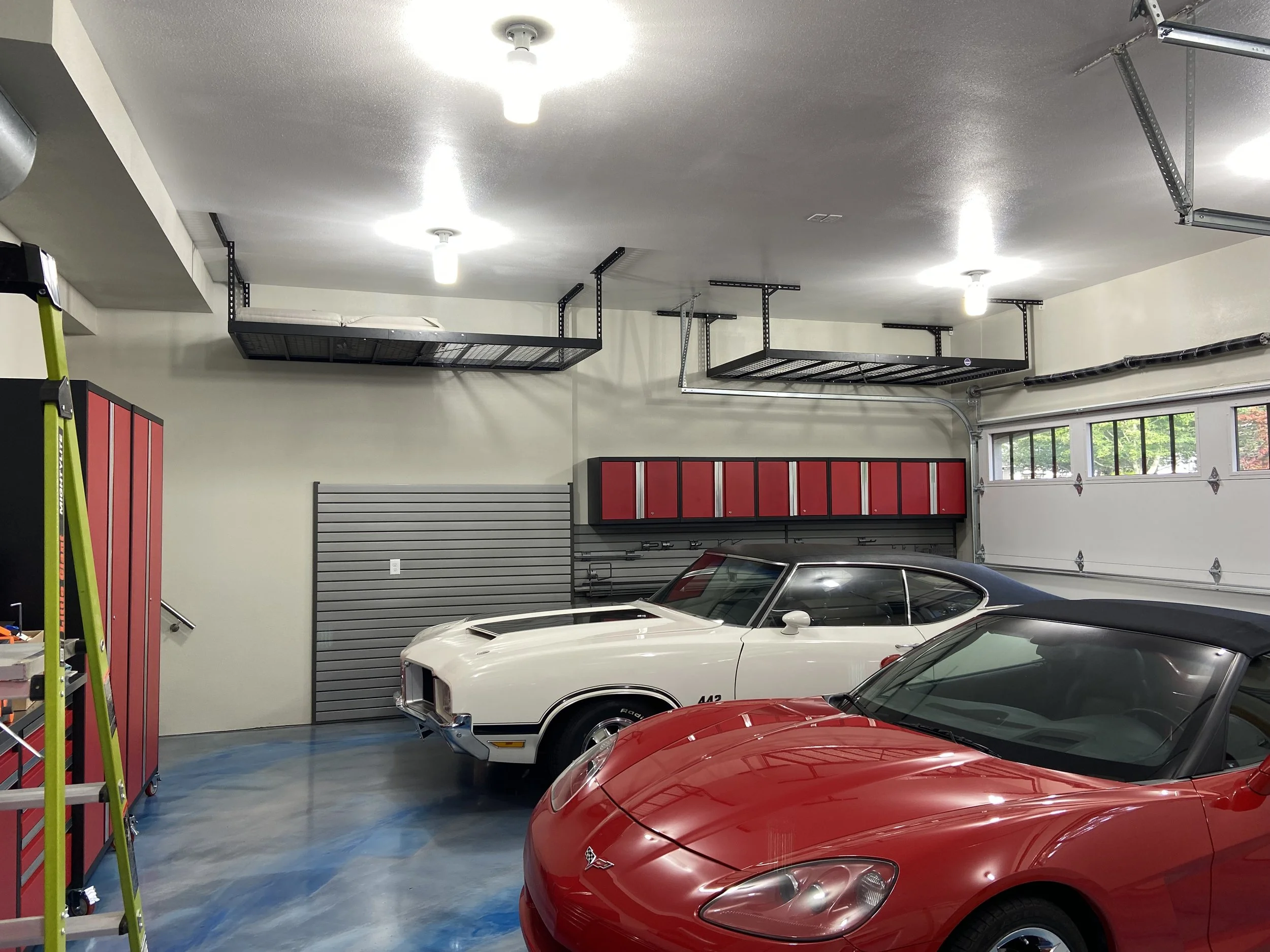 Code-compliant garage drywall installation contractor in Snohomish and King County specializing in fire-rated assemblies, texture smoothing, primer, and paint.