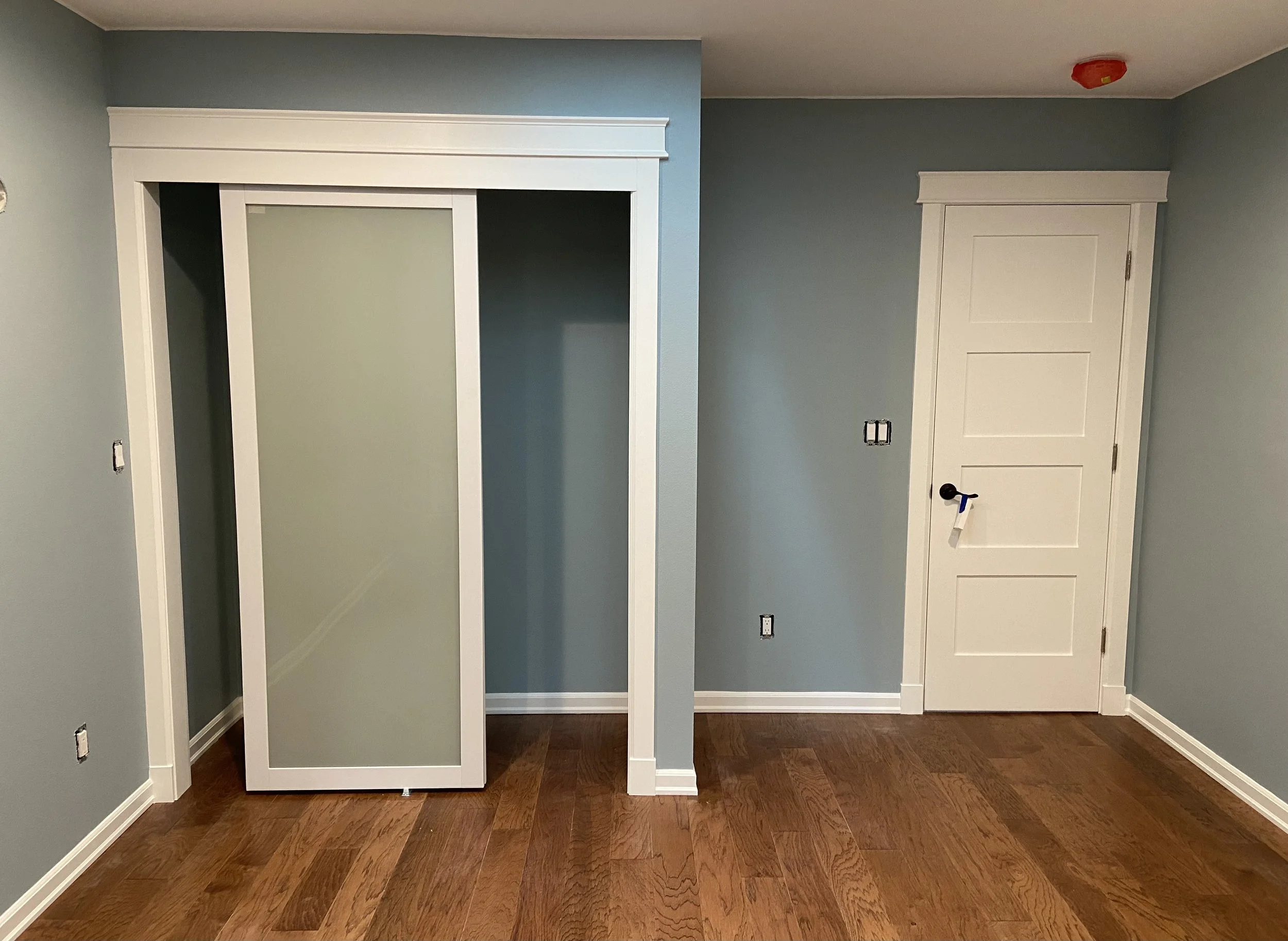 Finished Issaquah basement remodel with drywall installation, Level 4 finishing, and interior painting
