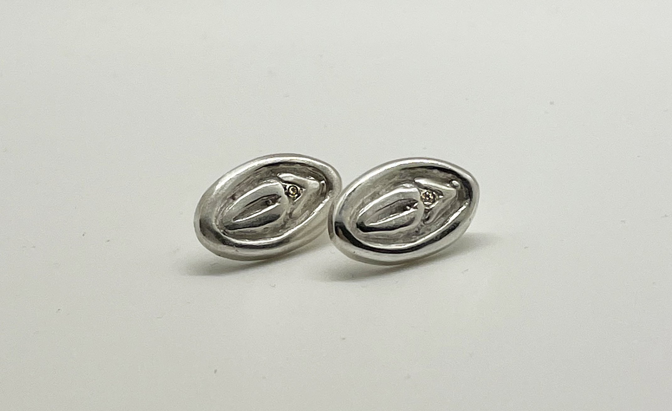 Earrings side .jpg