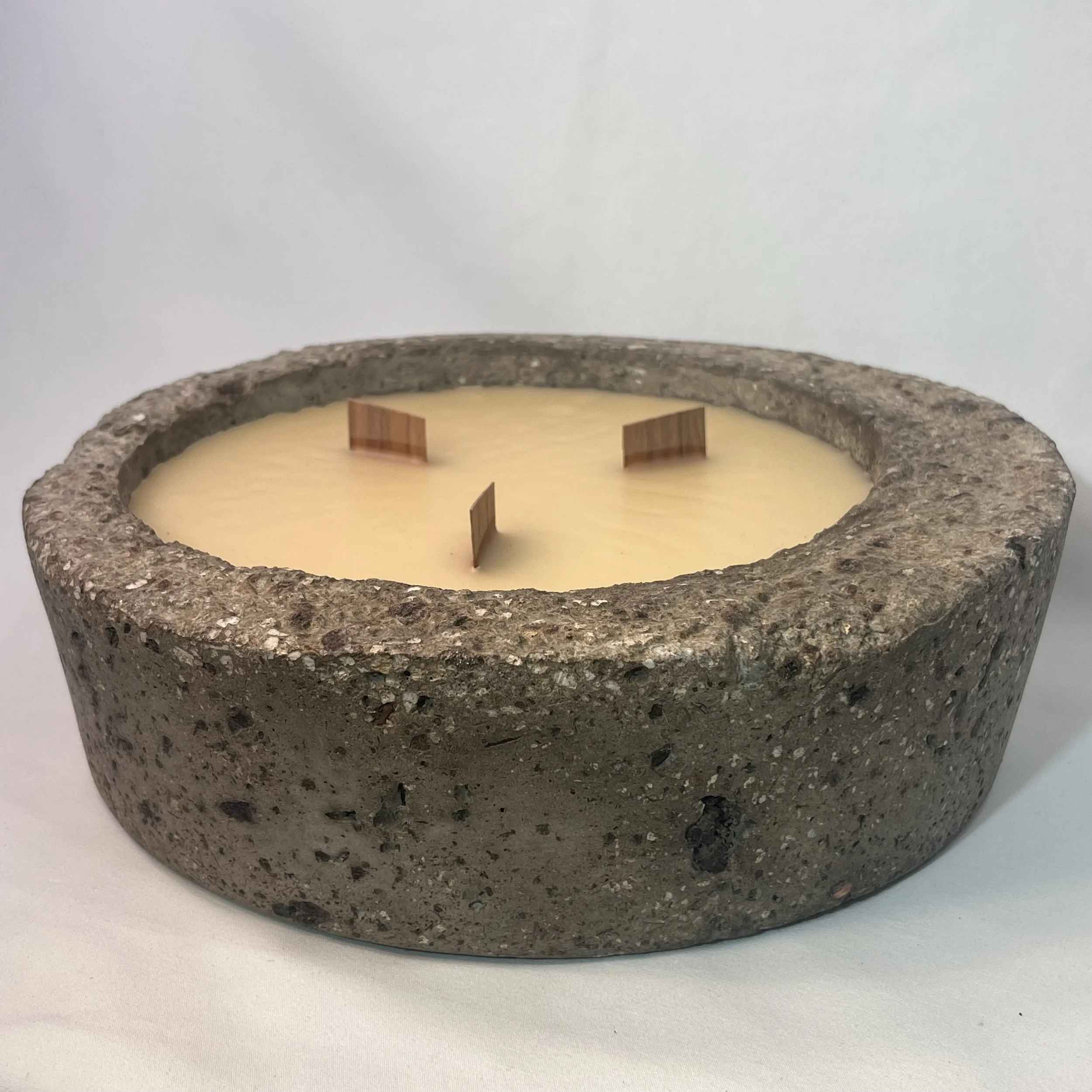 hypertufa basin beeswax candle 3.jpg
