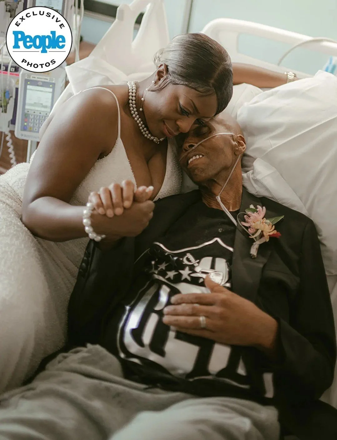 A wedding day can look like sunshine and seaside&hellip; or it can look like a quiet room, a circle of loved ones, and a decision to choose each other anyway. 🤍

We&rsquo;re deeply thankful to @people for spotlighting Rogina and Michael&rsquo;s stor