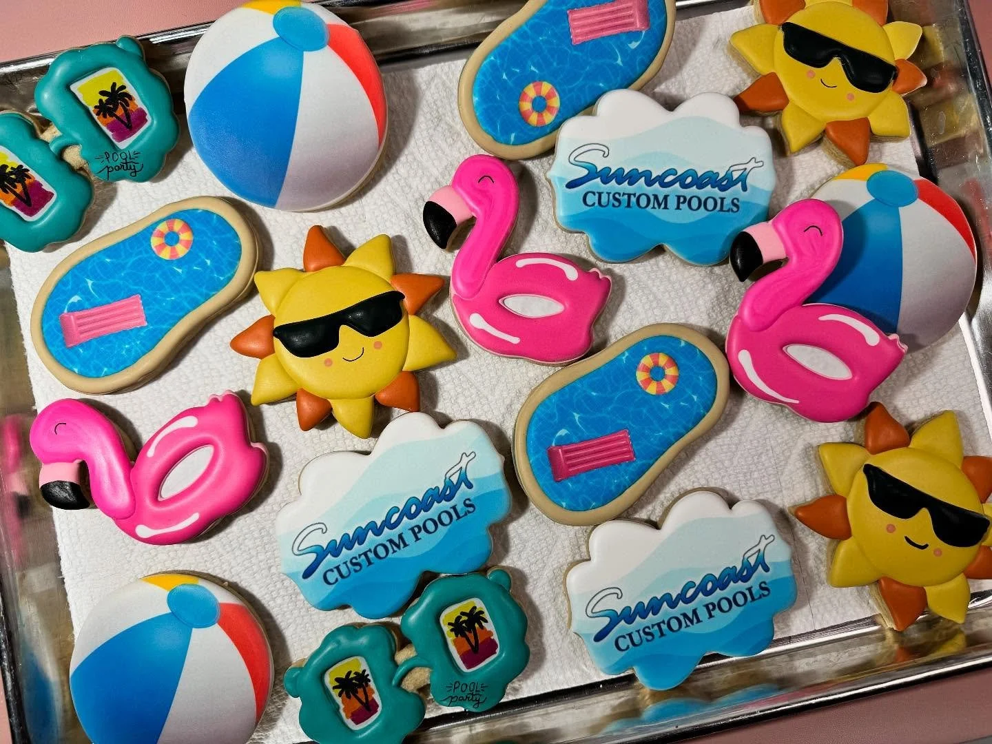 &ldquo;These cookies are diving into summer fun! Big cheers to @suncoastcustompools for pools as sweet as these treats! 🏊&zwj;♂️🍪&rdquo;

#logocookies #customerappreciation 
#birthdaycookies #customdecoratedcookies #customcookies #cookiesofinsta #c