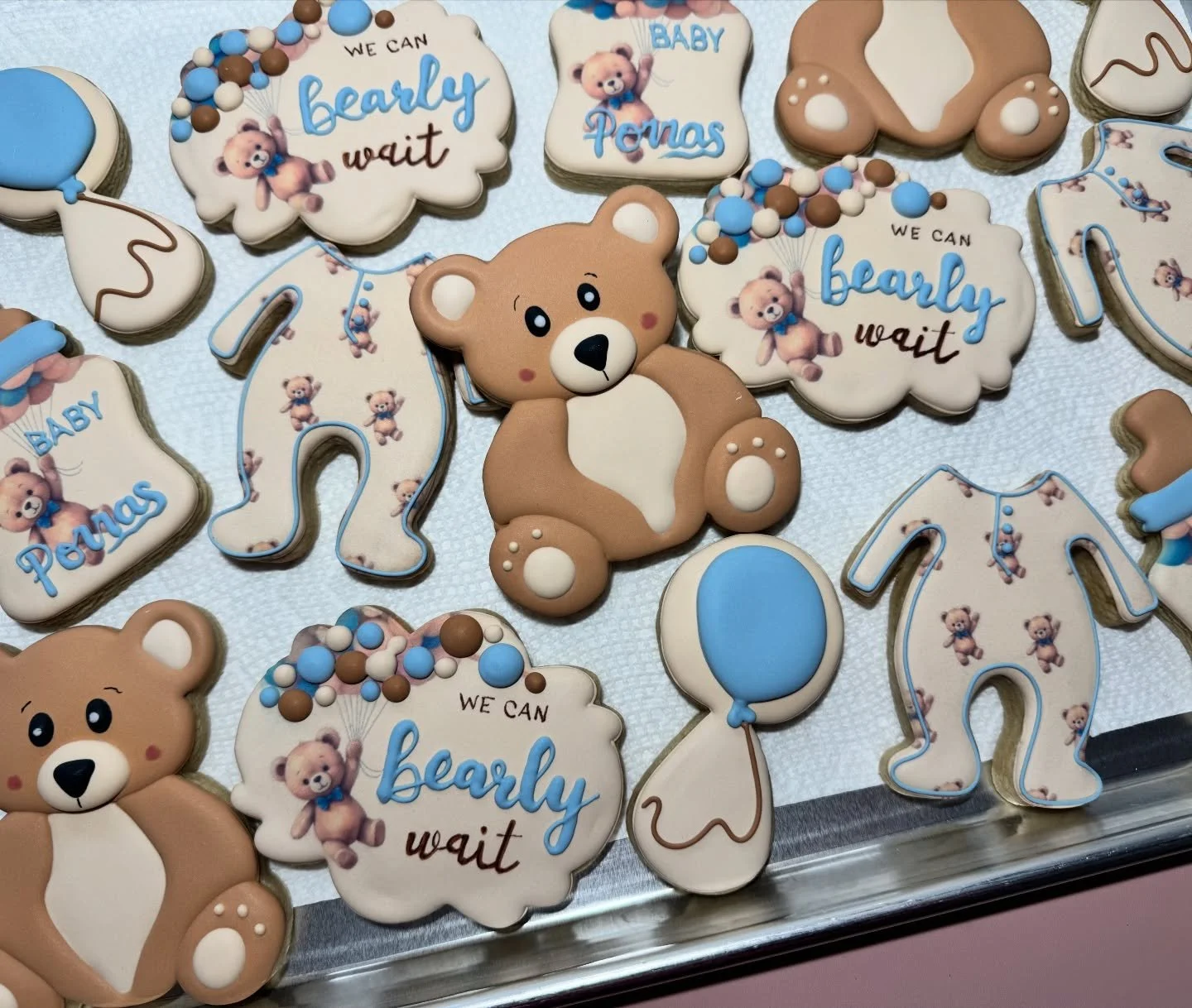 We can BEARly wait, such an adorable theme! 🧸
.
.
#wecanbearlywaitbabyshower #babyshowercookies #naplesflorida #customcookies