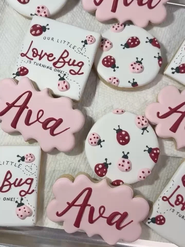 Sweet as can be with the cutest pink and white details and tiny love bugs to celebrate a whole year of love, giggles, and growth. These sets are always extra special 🥹

#LoveBugBirthday #FirstBirthdayCookies #CustomSugarCookies #LittleLadybug #Birth