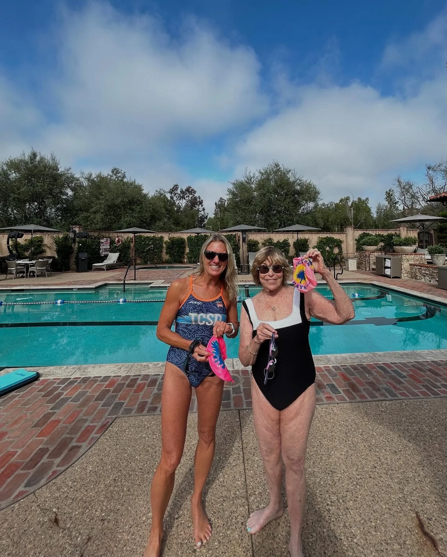 Summer swim lessons, coaching, and instruction. Traveling to your pool to help you get in all the joy from the workout in the water, crafting a lesson just for you. Find your pool, get a pod together if you would like, with a few more people.. text m