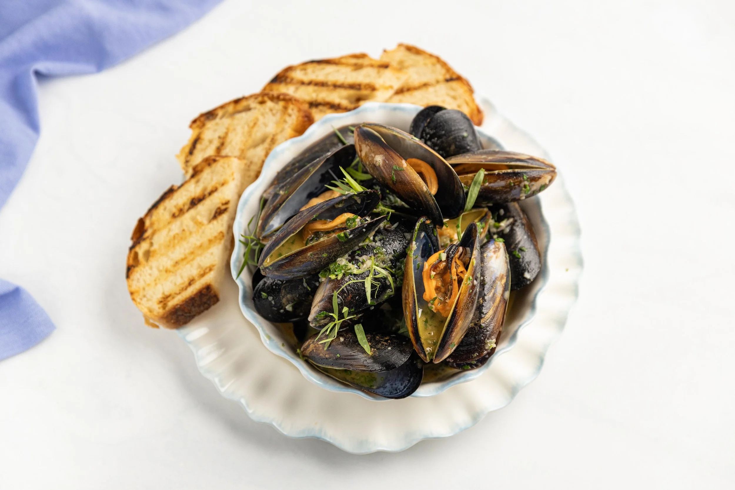 Mussels In Herby Butter