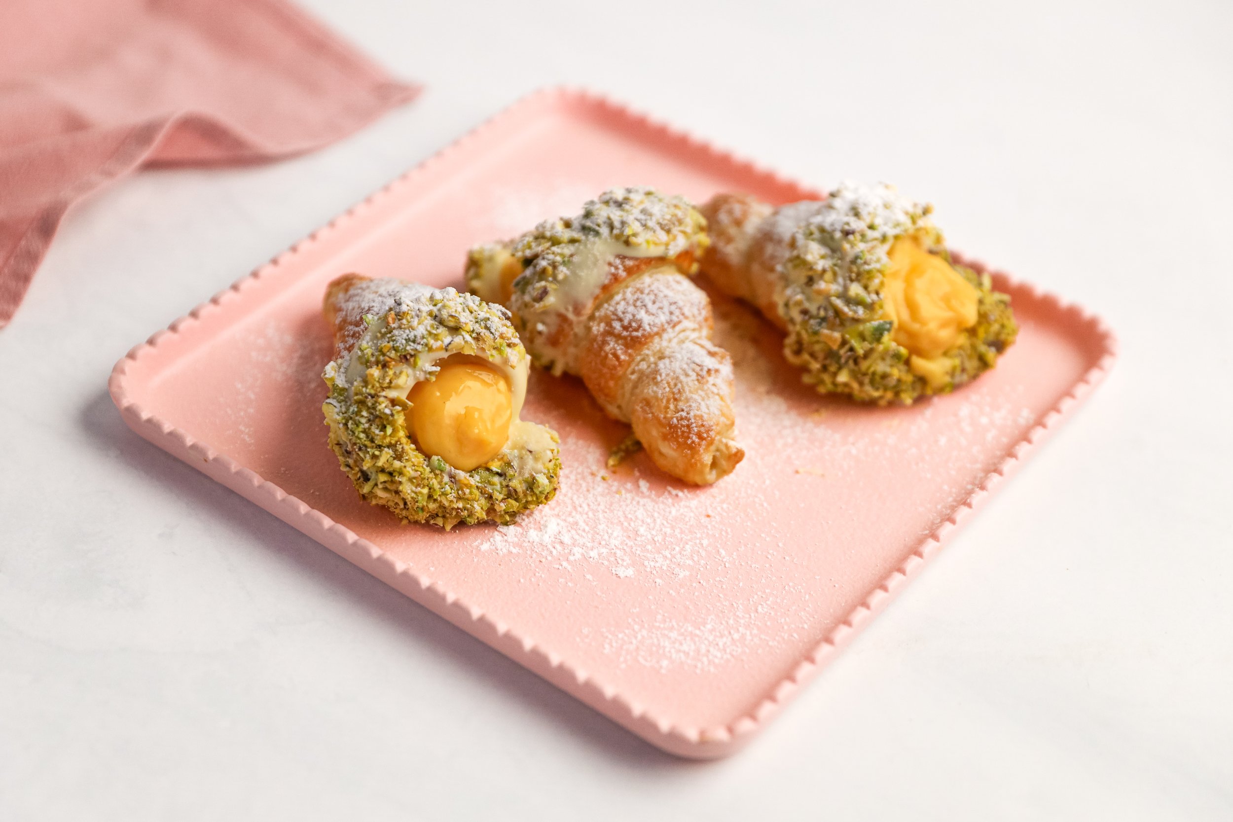Italian Cream Horns