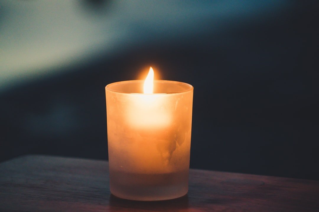 unsplash-image-KY6NHtBWJB8 scented candles.jpg