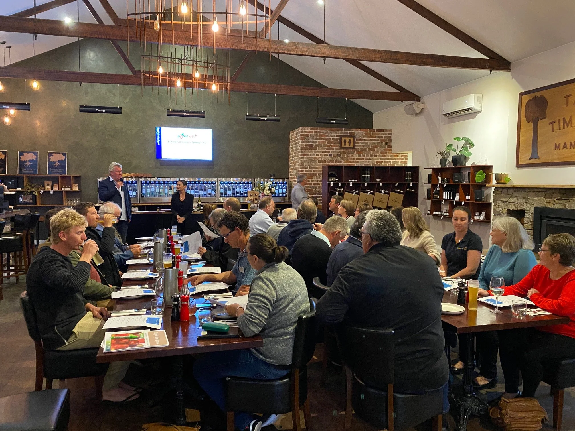 2022 Annual Pome Grower Tour, Presentations and Dinners