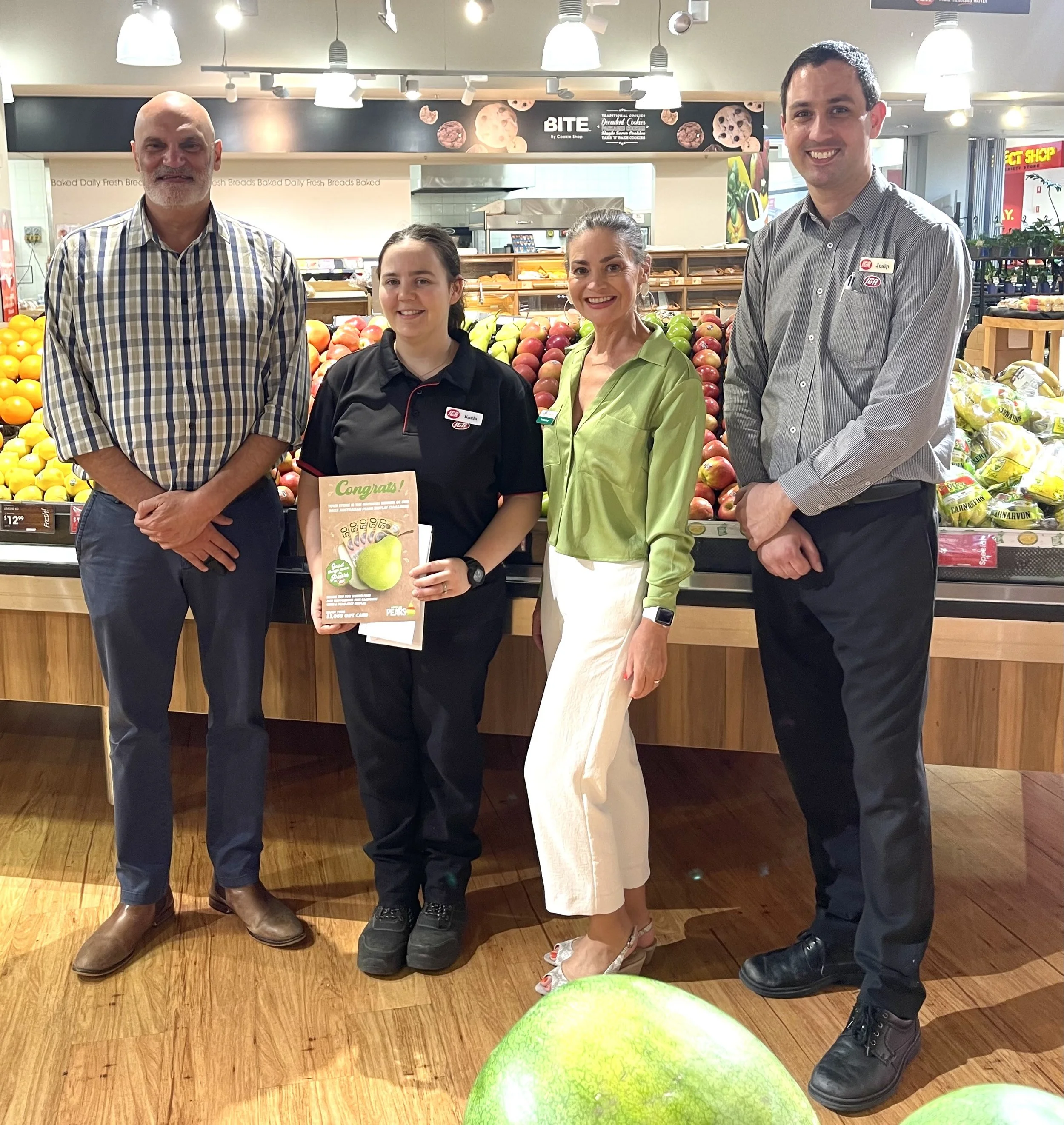 IGA Waterford wins national award for fresh pear display              