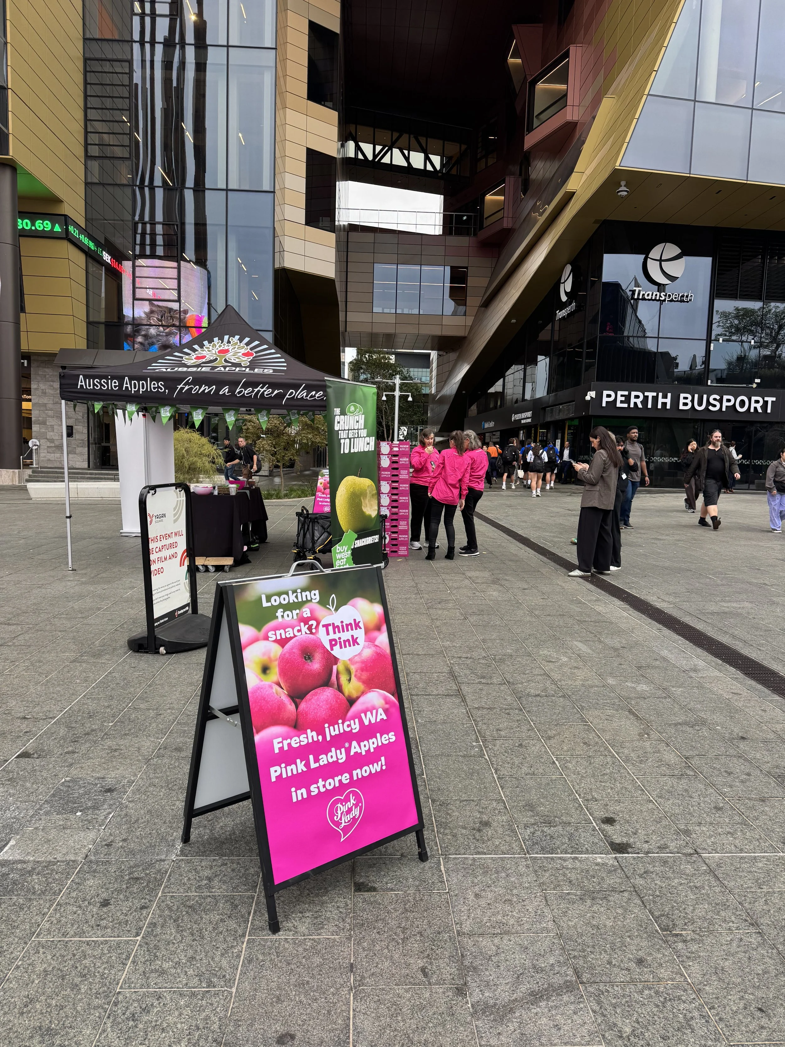 Thinking Pink in Perth:  Apple Growers Kick-off Harvest for WA home-bred and grown Pink Lady Apples at Yagan Square