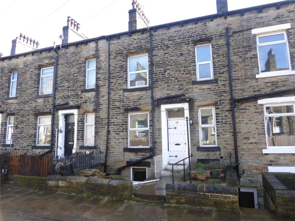 Moorlands Place, Halifax