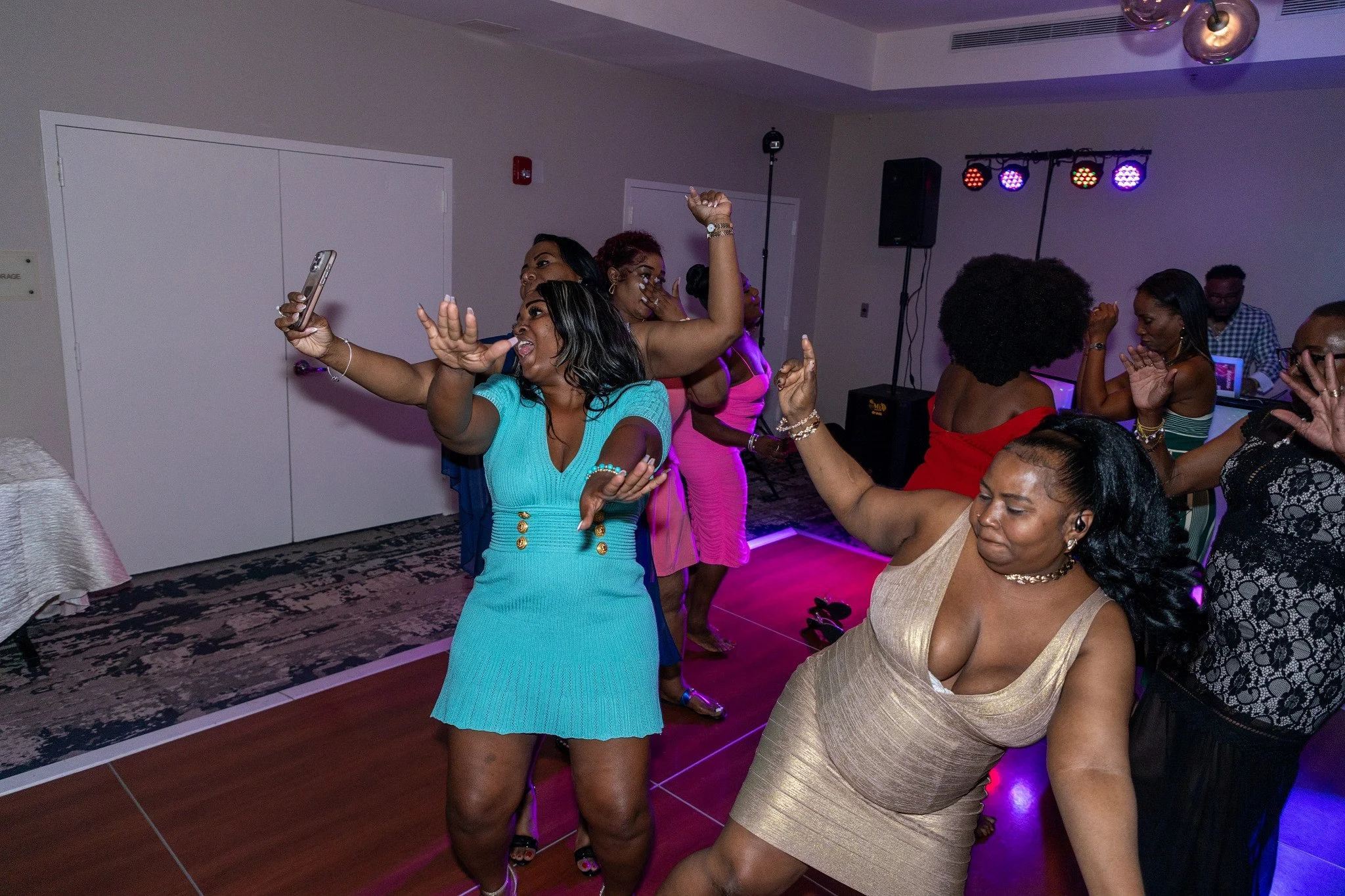 slimphipartyn-184.jpg