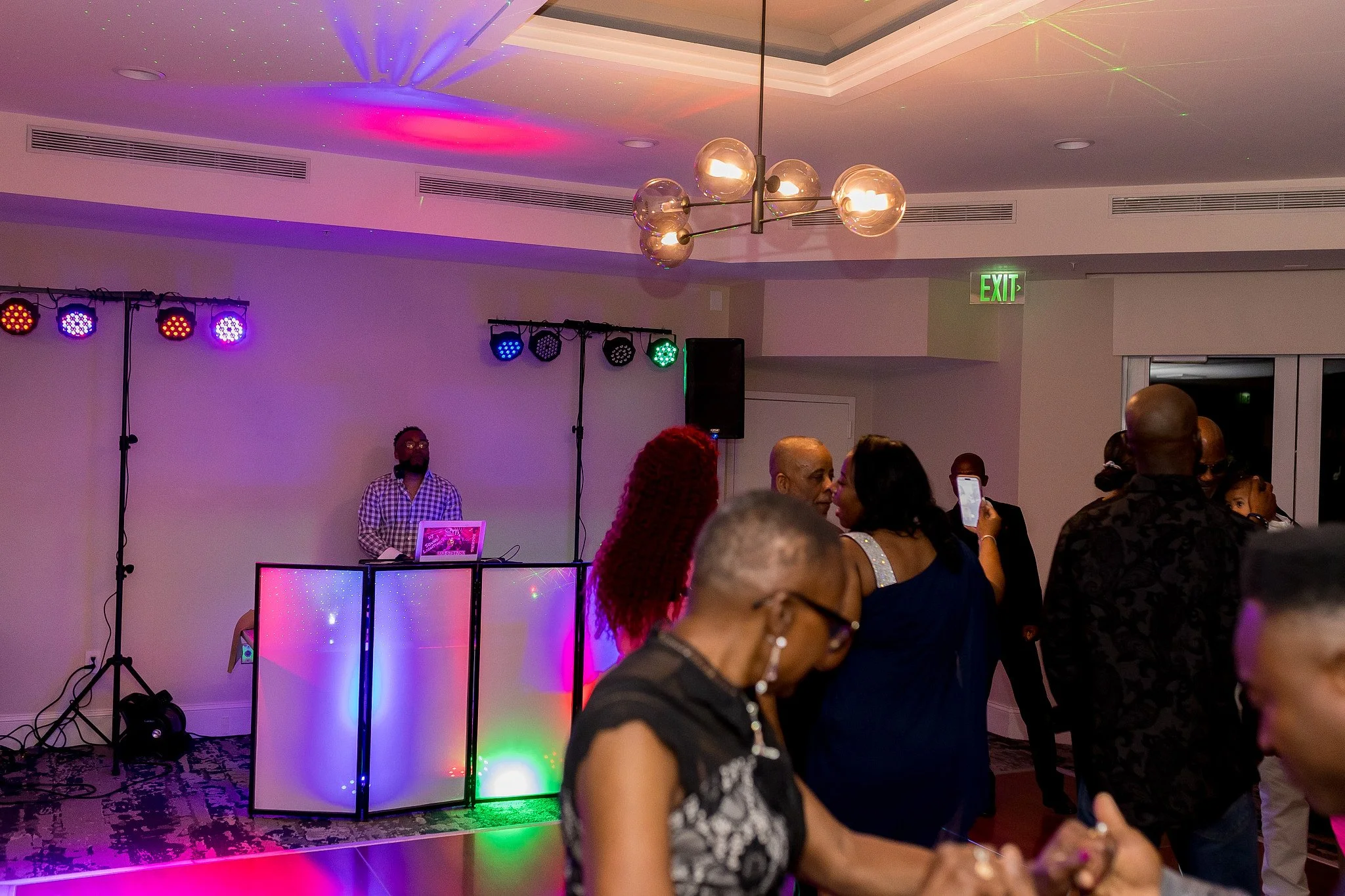 slimphipartyn-152.jpg