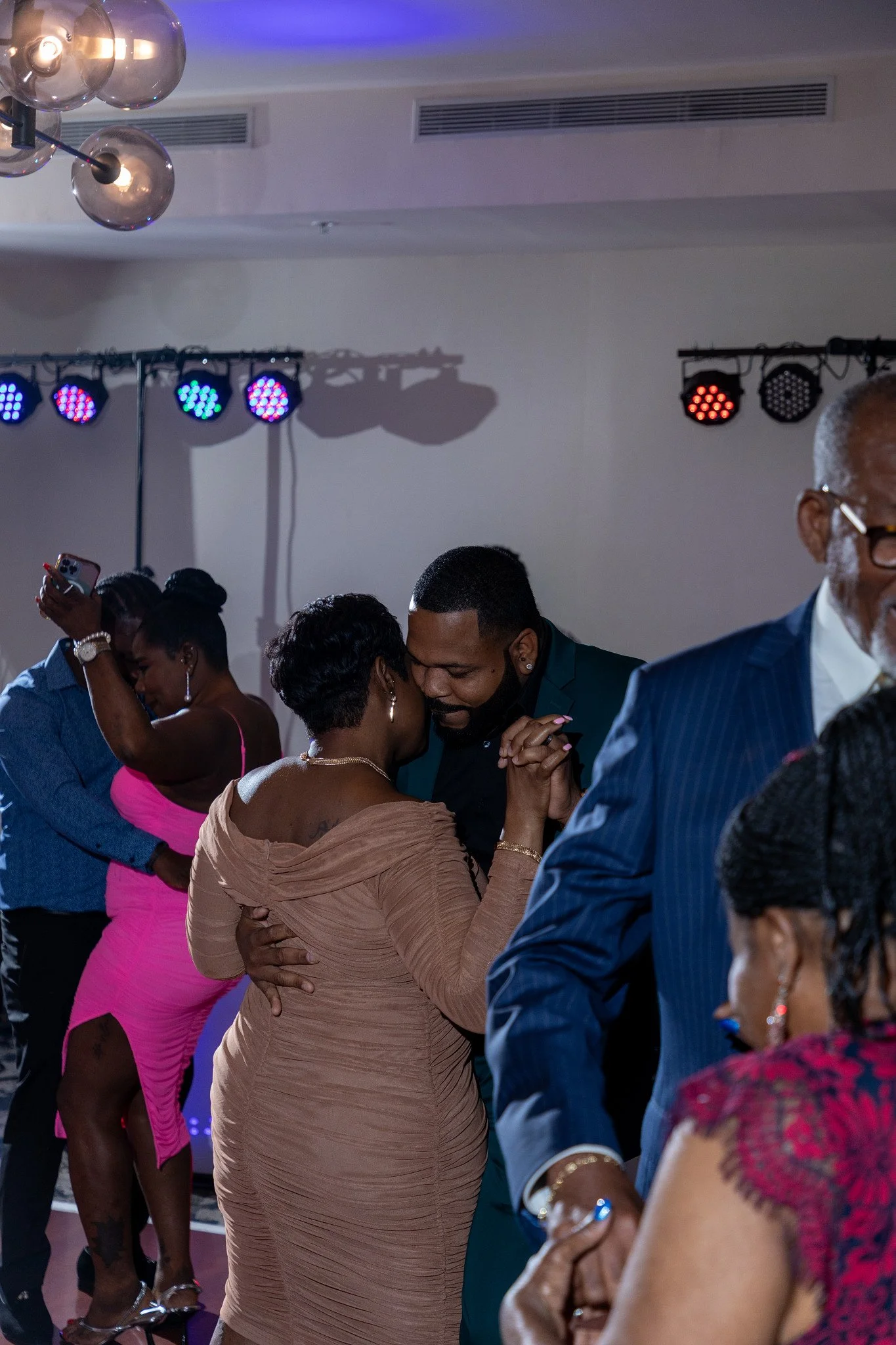 slimphipartyn-149.jpg