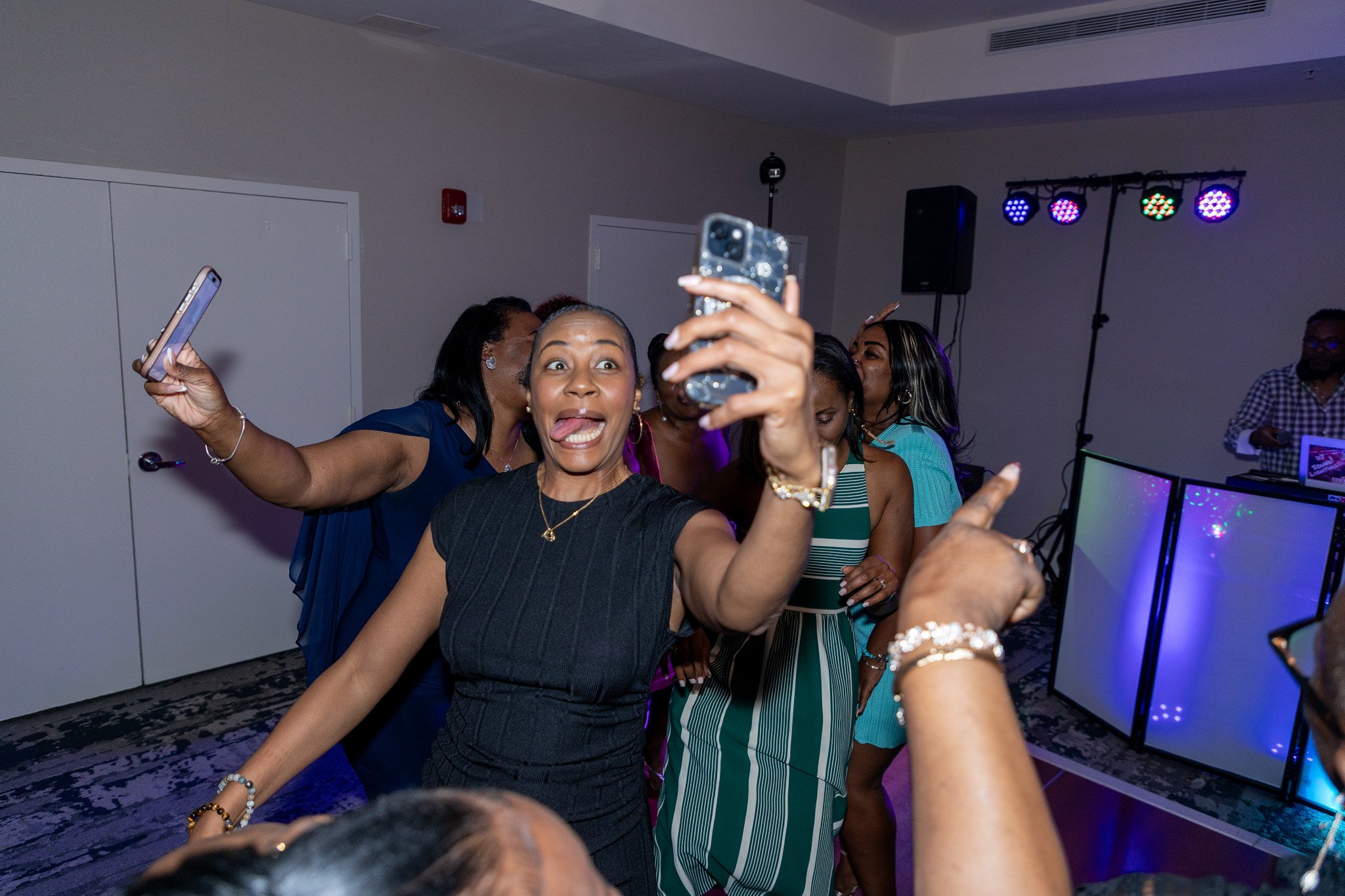 slimphipartyn-176.jpg