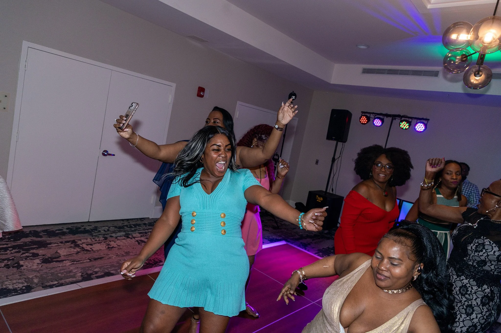 slimphipartyn-186.jpg