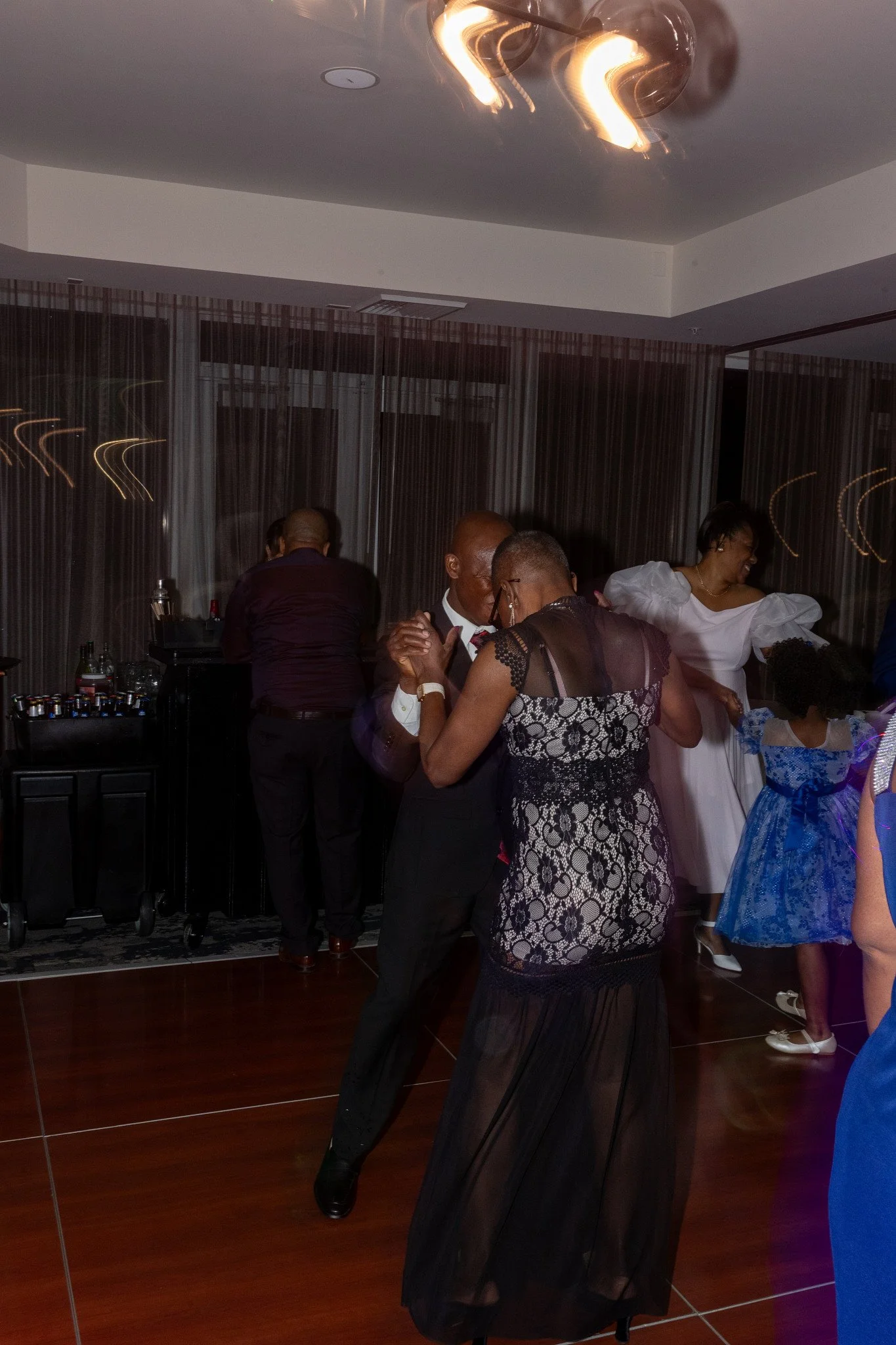 slimphipartyn-160.jpg