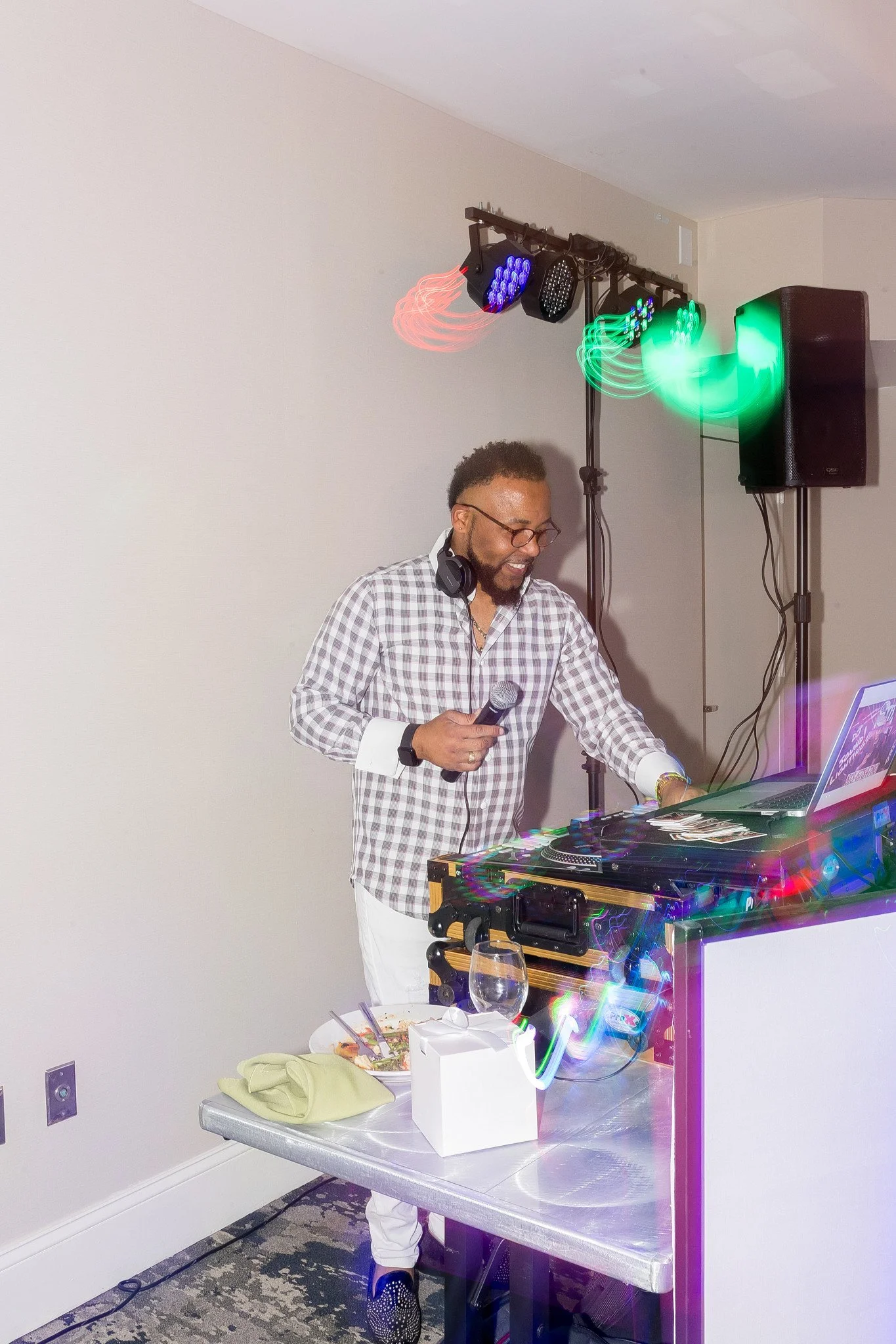 slimphipartyn-200.jpg