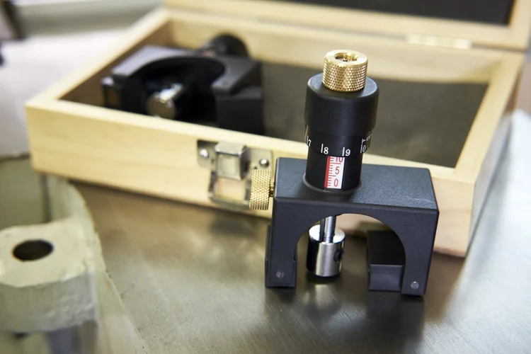Jointer Blade Installation and Alignment — PlyCreations