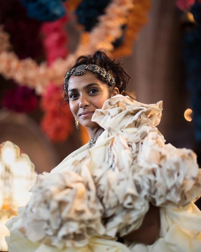 Flowers of the Earth, the latest exhibition by the brilliant @saroj Petal, opened earlier this month at Rotherham Minster, as part of the Women of the World festival.

Commissioned by @wowrotherham and curated by the brilliant @markdevereux_projects,