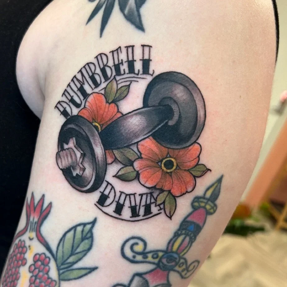 I have so many tattoos I have forgotten to post, here is a throwback to a fun one from last year! Always love to combine two of my big passions 😍