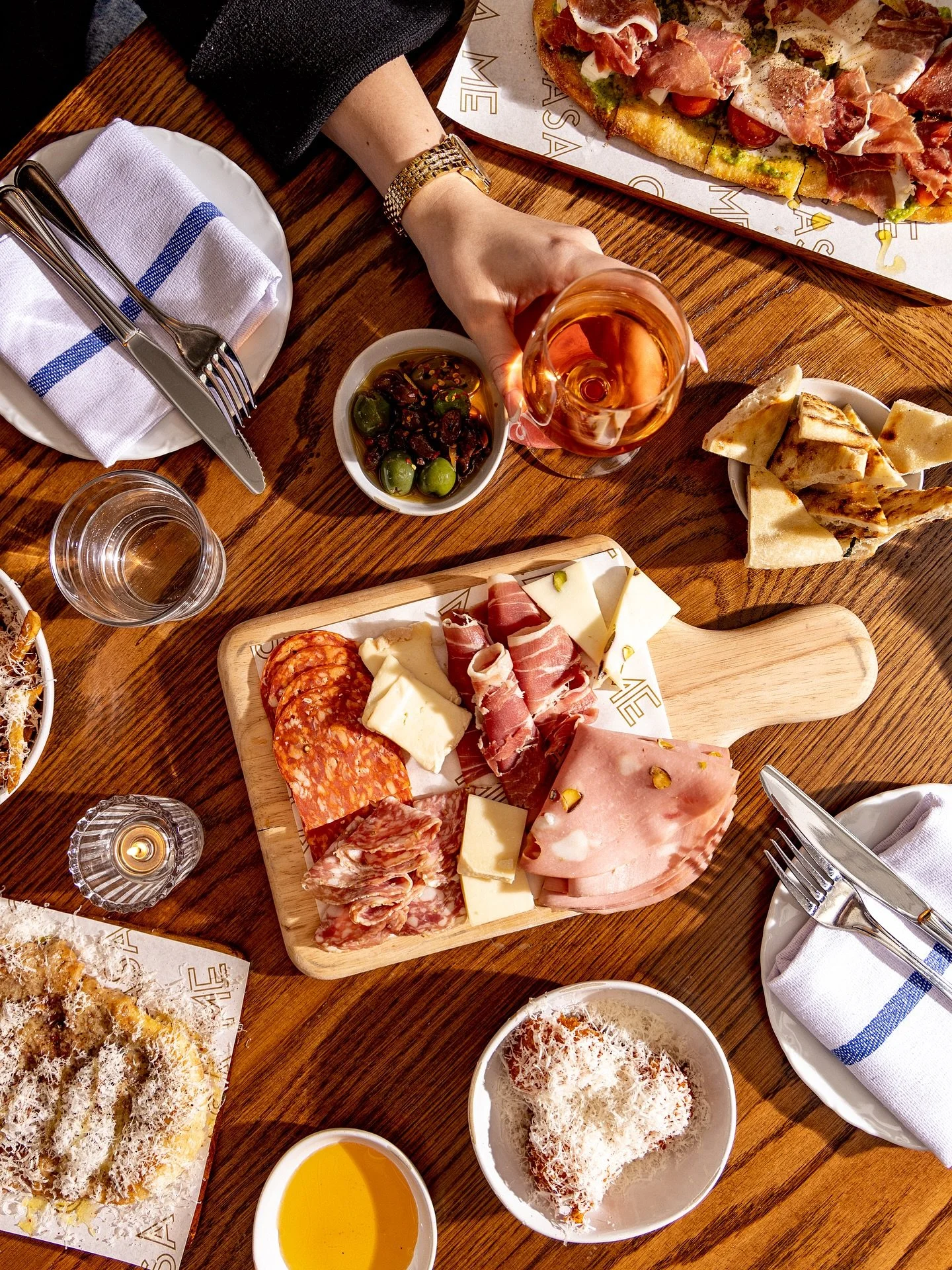 It&rsquo;s the weekend at Casa Me. Irresistible flavours made to be shared the Italian way 🫶