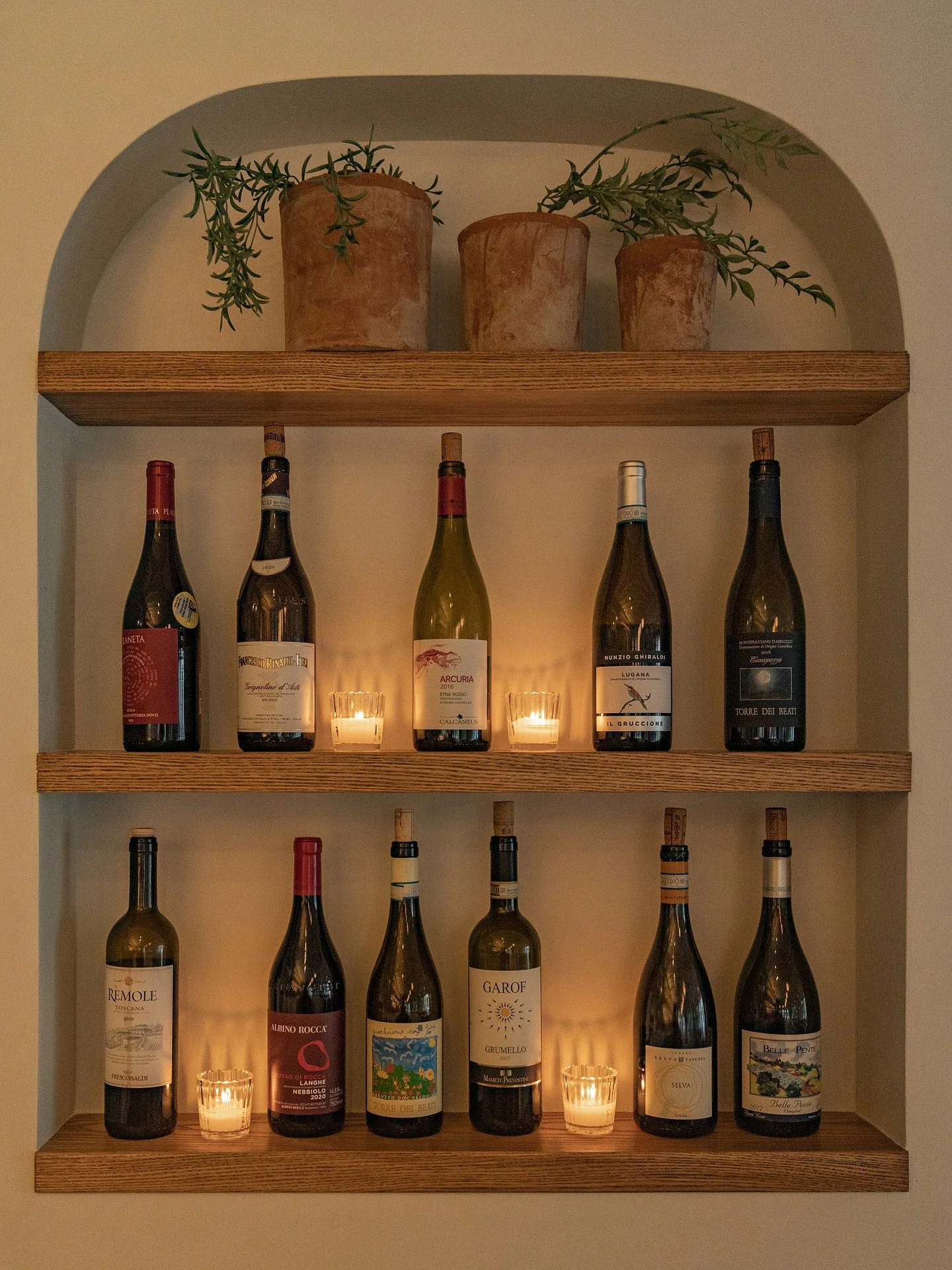 Leave your stress at the door and treat yourself this weekend at Casa Me 🫶