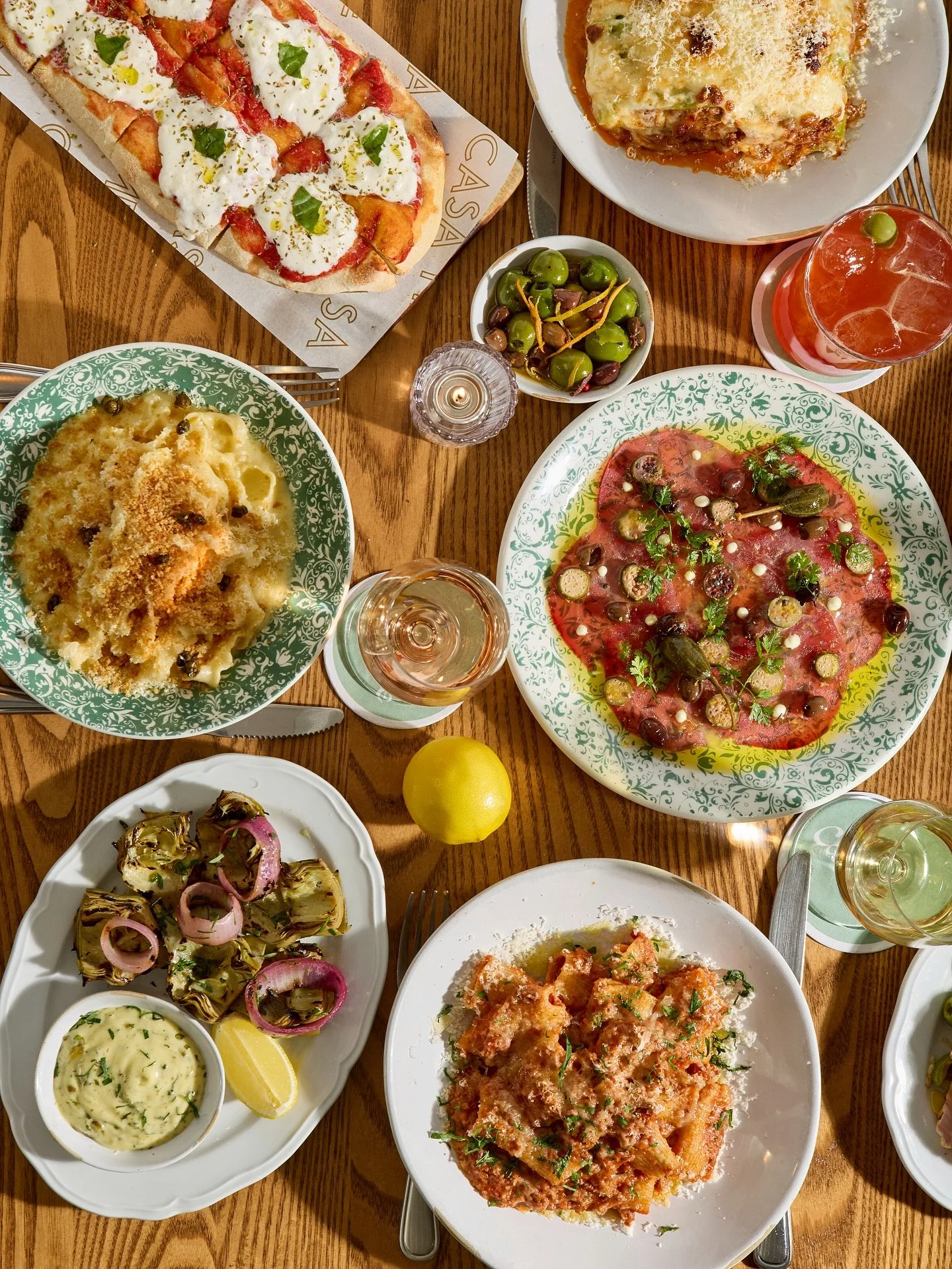 The art of dining at Casa Me. Click the link in our bio to reserve your table 🌷