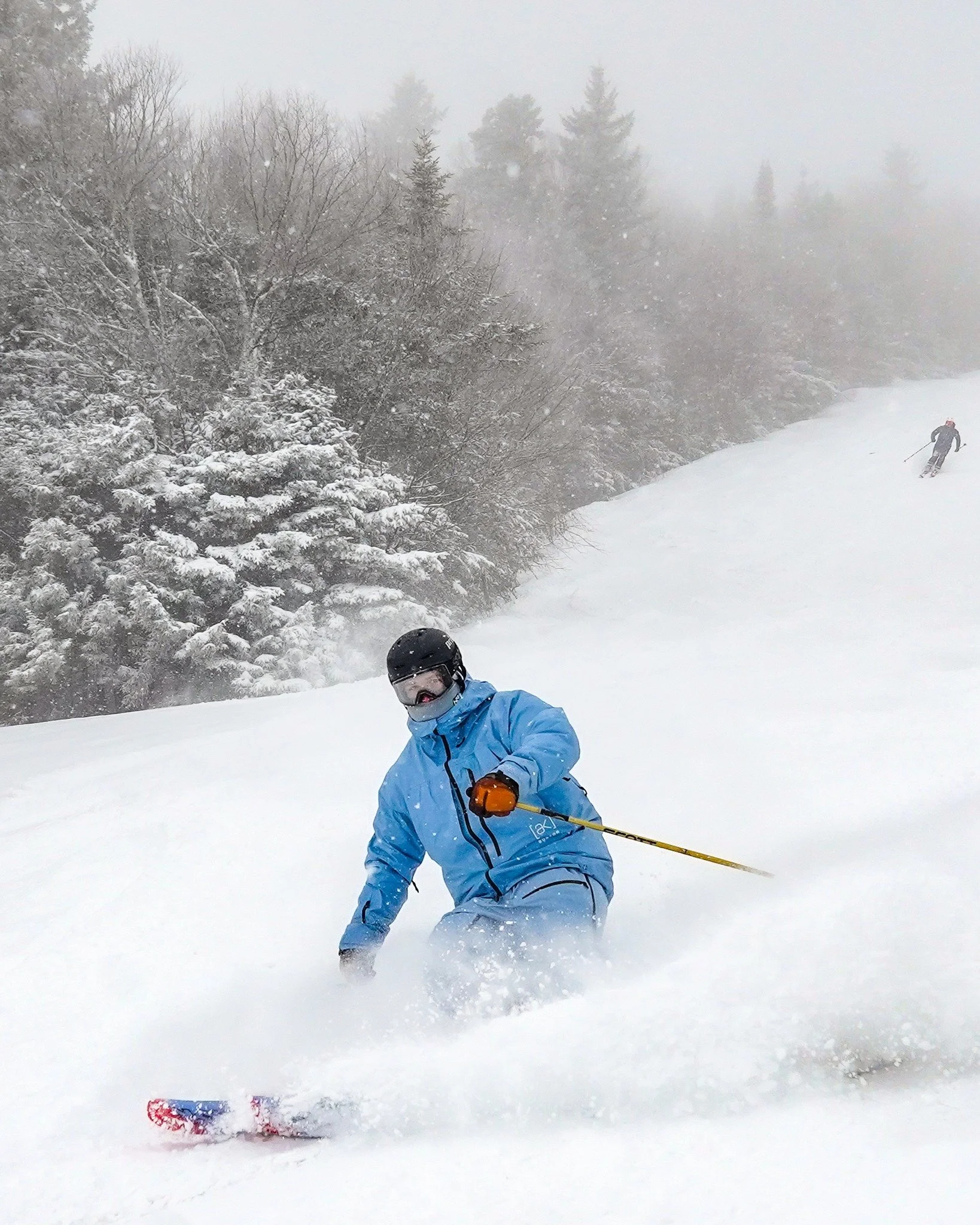 The clock&rsquo;s ticking ⏰ season pass prices go up in just one week! 

Plus, kids ages 6&ndash;12 ski FREE with the purchase of an adult season plus pass 🎿 Learn more and lock in your pass today using the 🔗 in bio.