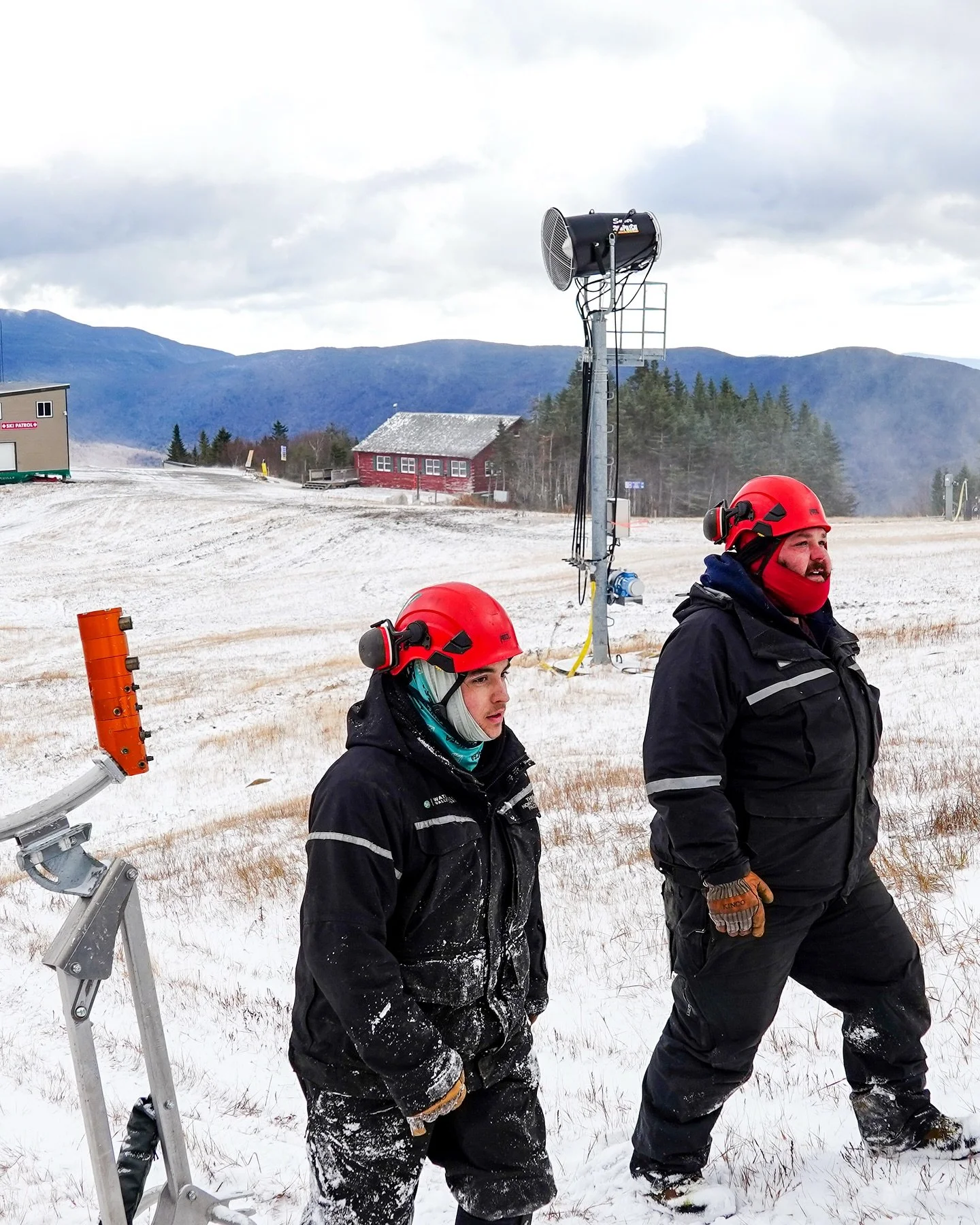 High Country woke up with 2 inches of natural snow this morning. The countdown to snowmaking begins 👀