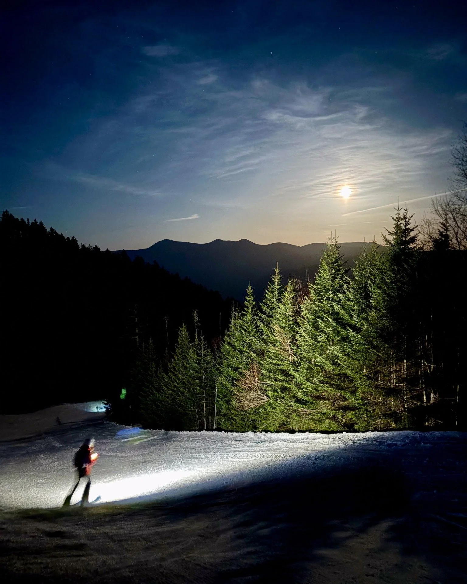 Join us for a moonlit ski adventure! 

Skin the Moon is taking place next Friday, January 30th. Skin up Valley Run and Oblivion to Schwendi at 5pm with a cash bar, appetizers, and nighttime views waiting for you at the top! Then ski down under the st