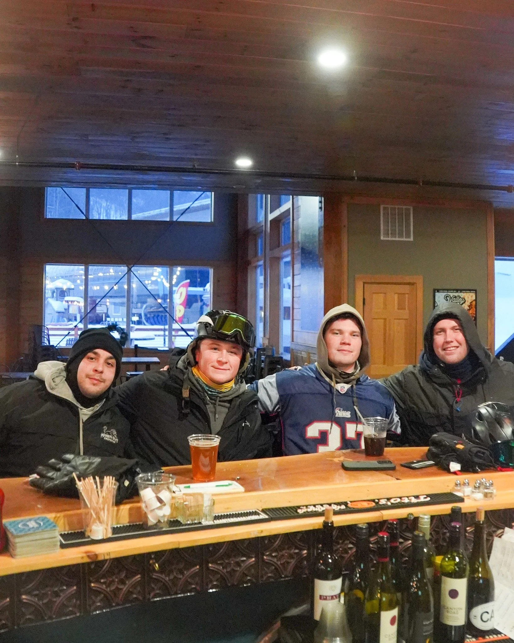 Kicking off college night with outstanding ski conditions and a fresh dusting of snow! ❄

Turn Thursday laps into a stay at Town Square Condos! Grab your crew, score special College Night rates, hit beer specials at The Loft, discounted sport simulat