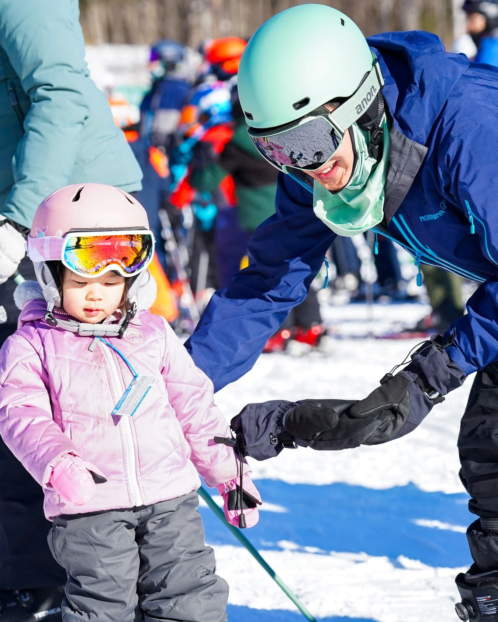 New to skiing or snowboarding? Already love it but need the gear?
Top Dog Rental Shop offers quality rentals for all ages &amp; abilities - friends, family, we've got you covered🐾

Check us out - 🔗 in bio
