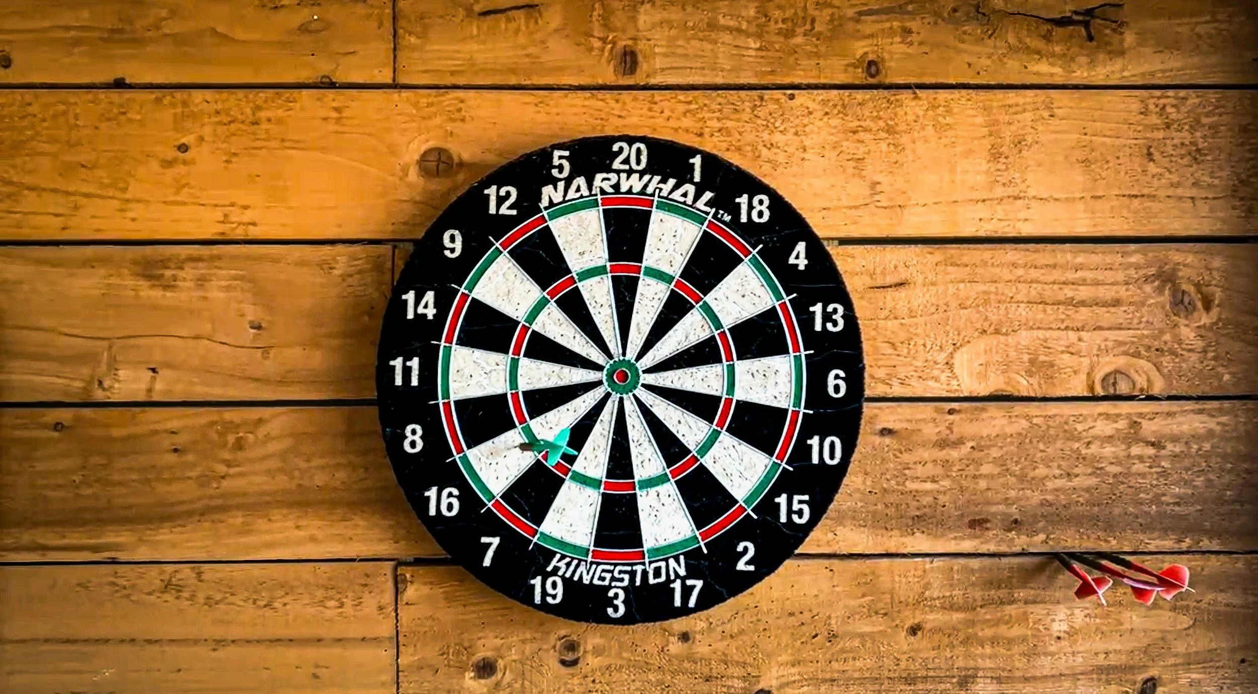 DARTS &amp; GAMES