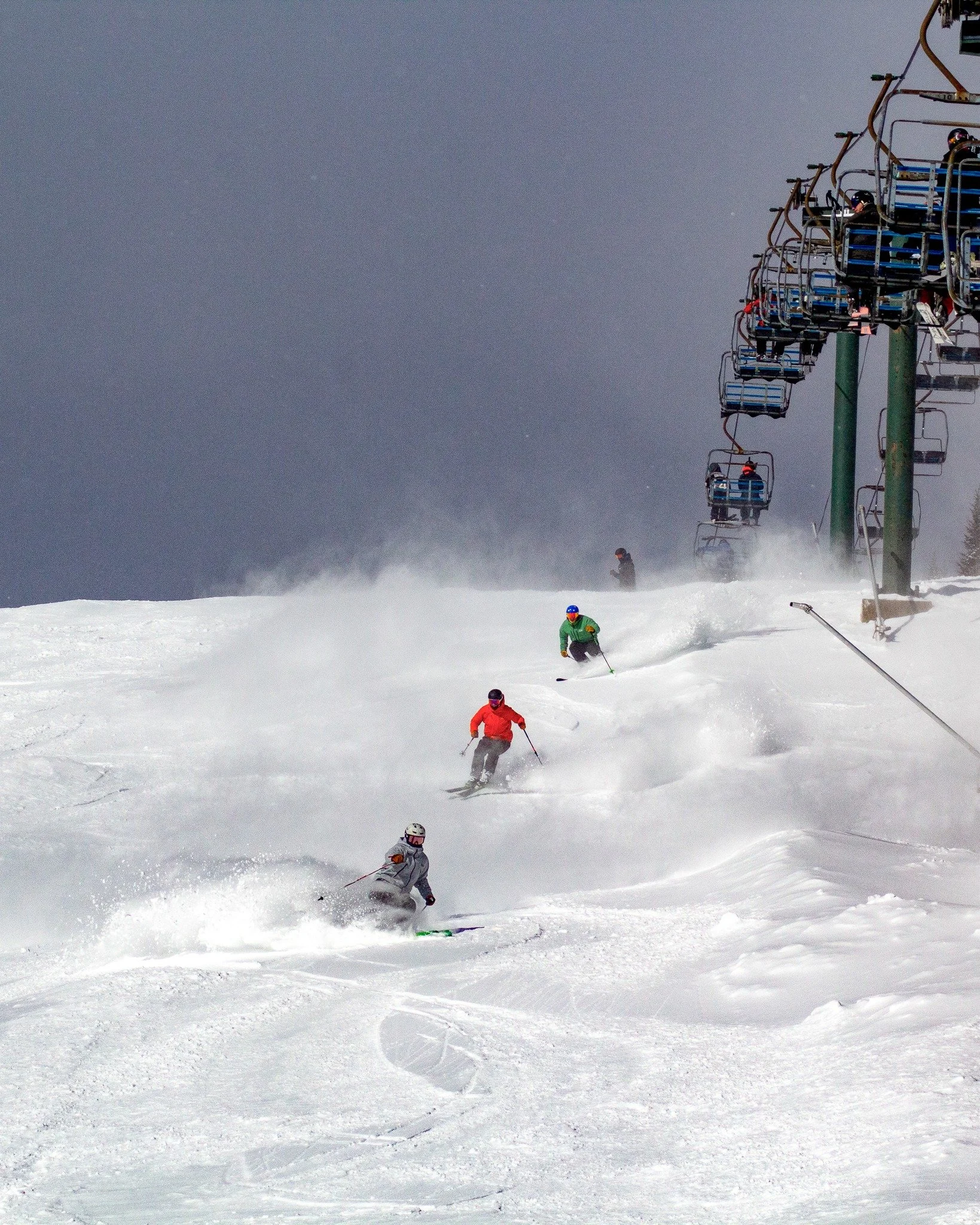 Lock in your turns for next winter! 2026/27 season passes at Waterville Valley Resort are currently at their lowest price, now until April 30th.

🔗 in bio to learn more!