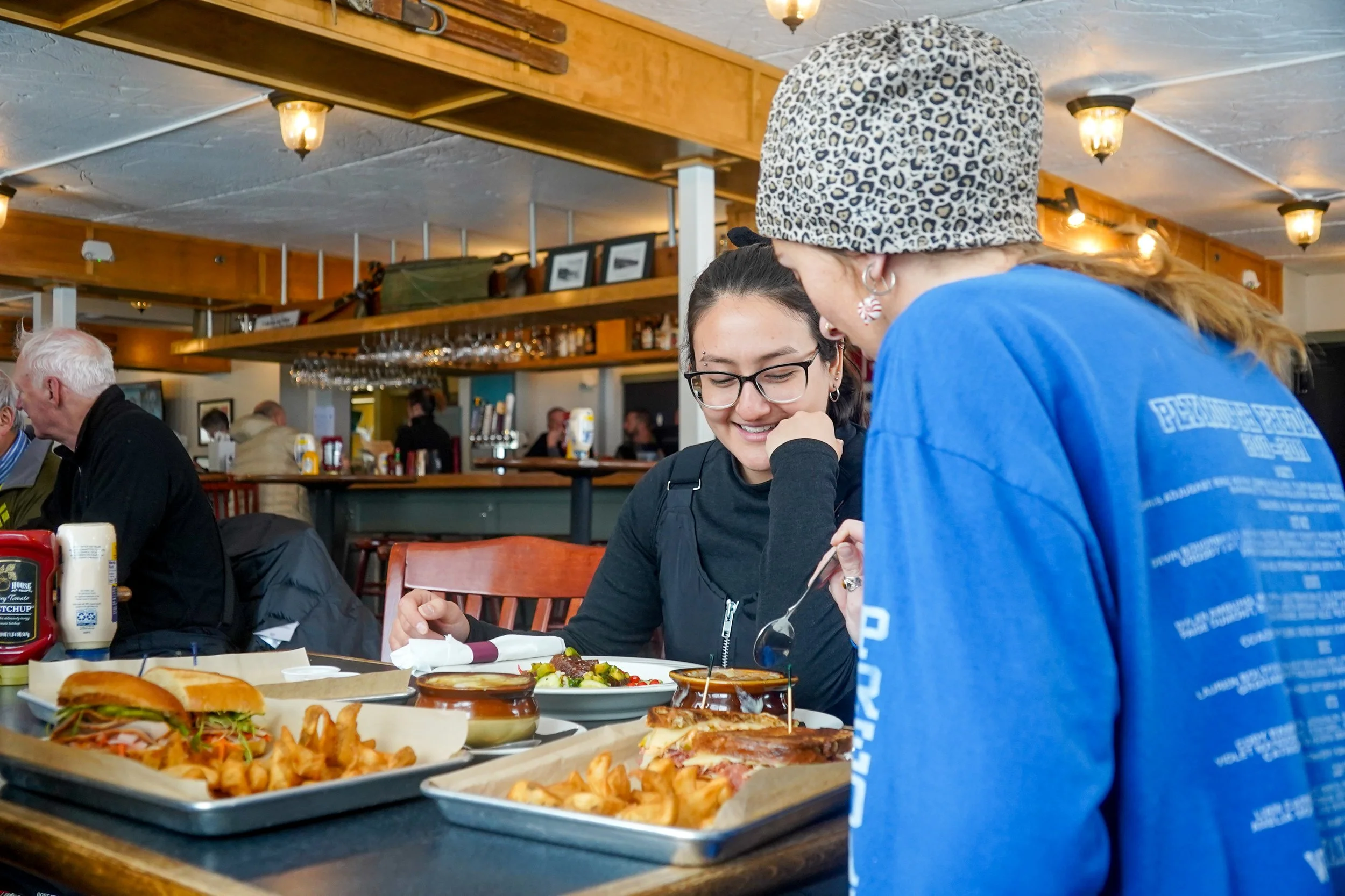 T-BARS RESTAURANT &amp; PUB