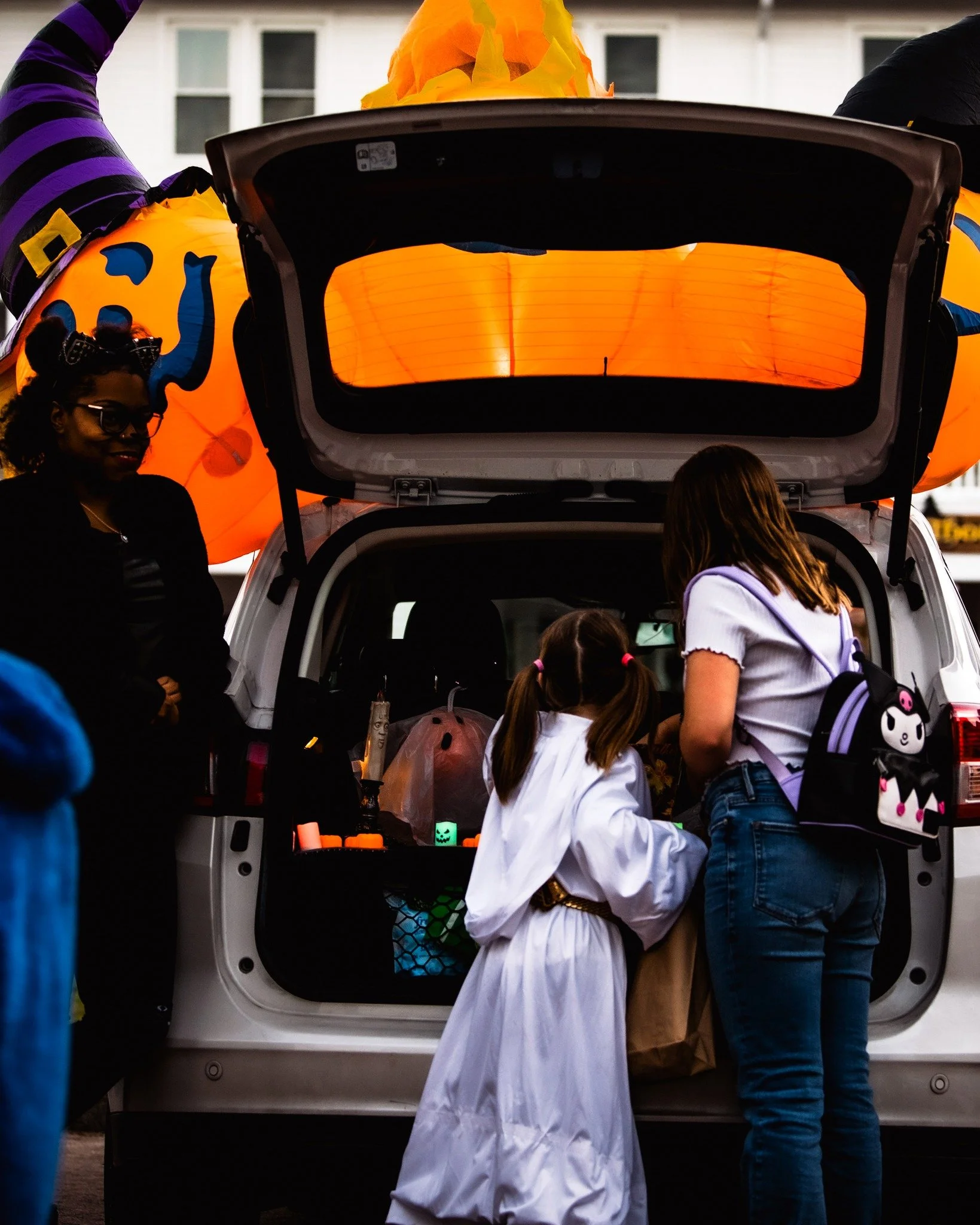 Halloween plans? We've got a few tricks up our sleeves. 🎃

🏆 Costume Contests
🍬 Trick-or-Treating around the Valley
👻 Haunted Trolley &amp; Ghost Walk
🎆 Fireworks
🪩 21+ Costume Party at The Loft

Spend October 31 in Waterville Valley 🕸

Spook 