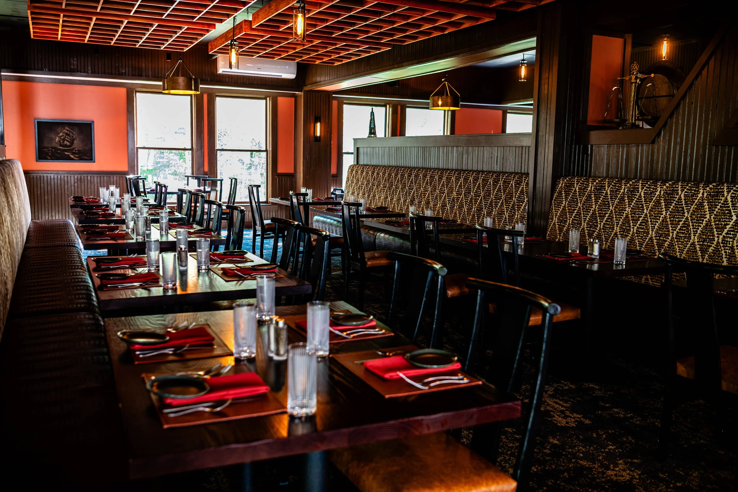 VALLEY CHOP HOUSE