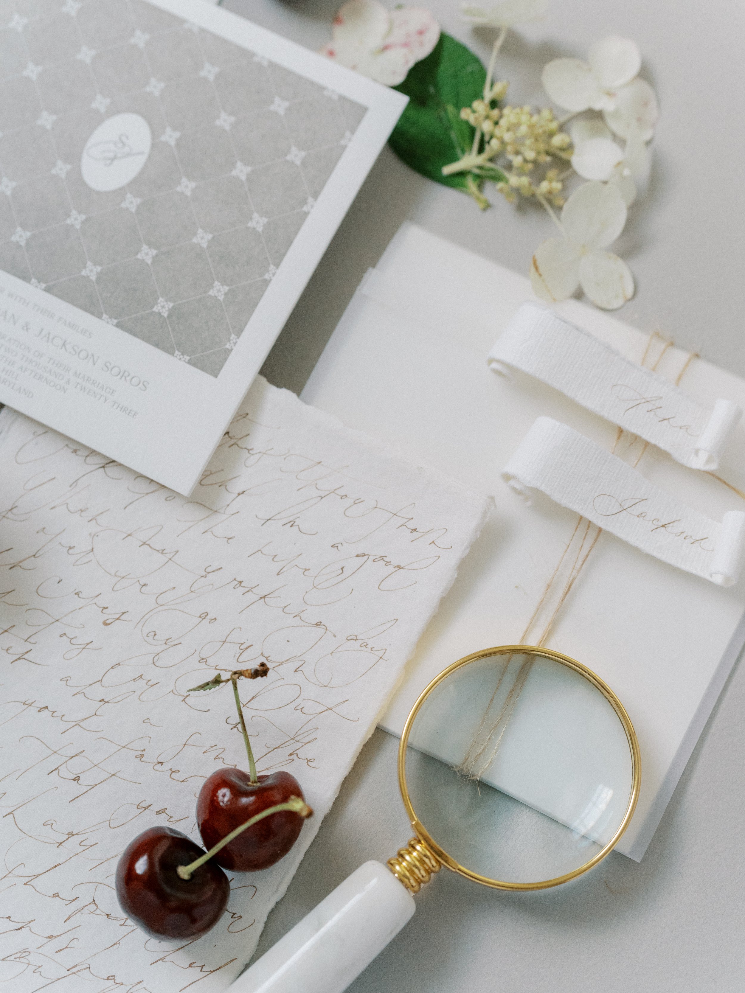 The Differences Between Inner and Outer Wedding Envelopes