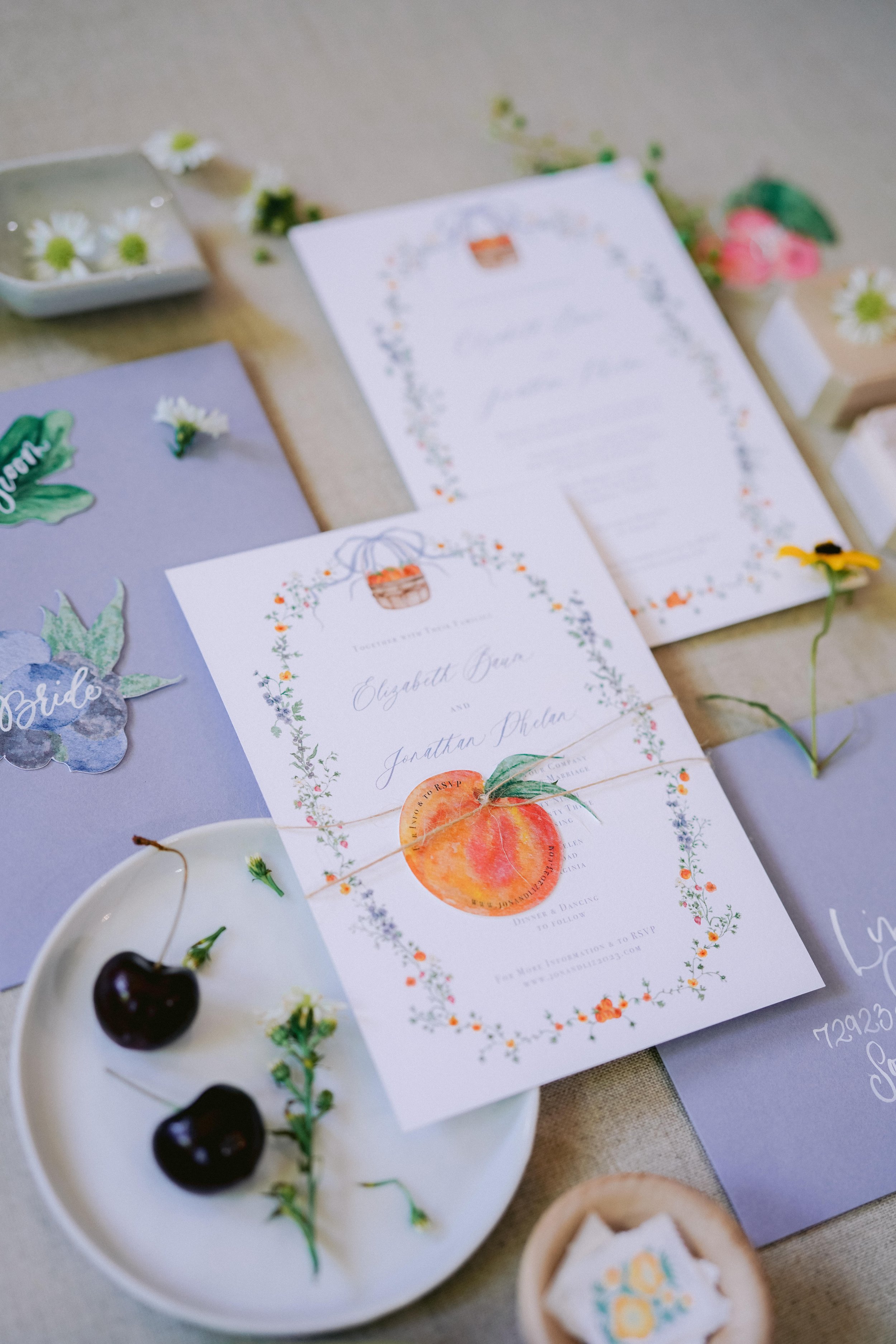 NikkiSanterre_CharlottesvilleLuxuryWeddingPhotographer_MarketatGrelenWedding_Liz&Jon-812-min.jpg