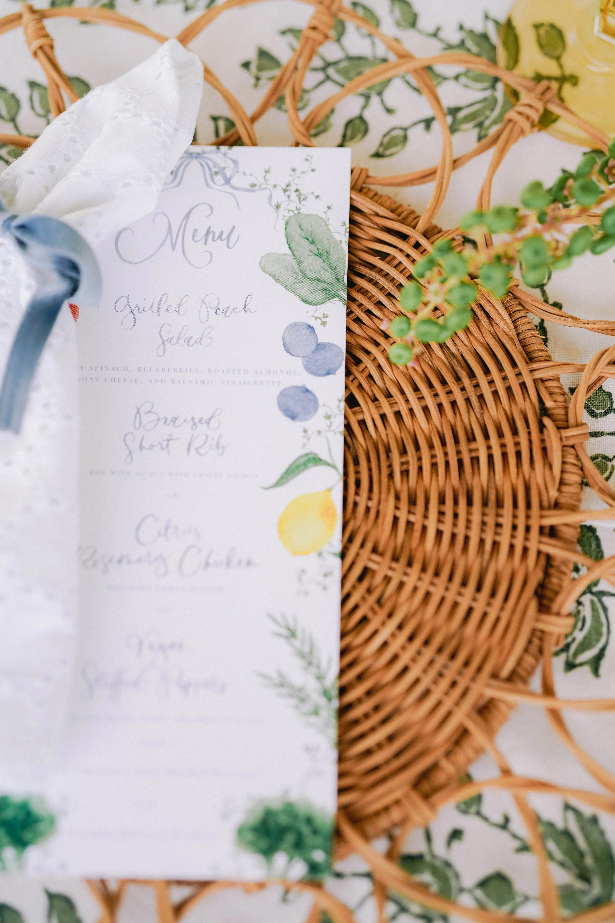 NikkiSanterre_CharlottesvilleLuxuryWeddingPhotographer_MarketatGrelenWedding_Liz&Jon-489-min.jpg