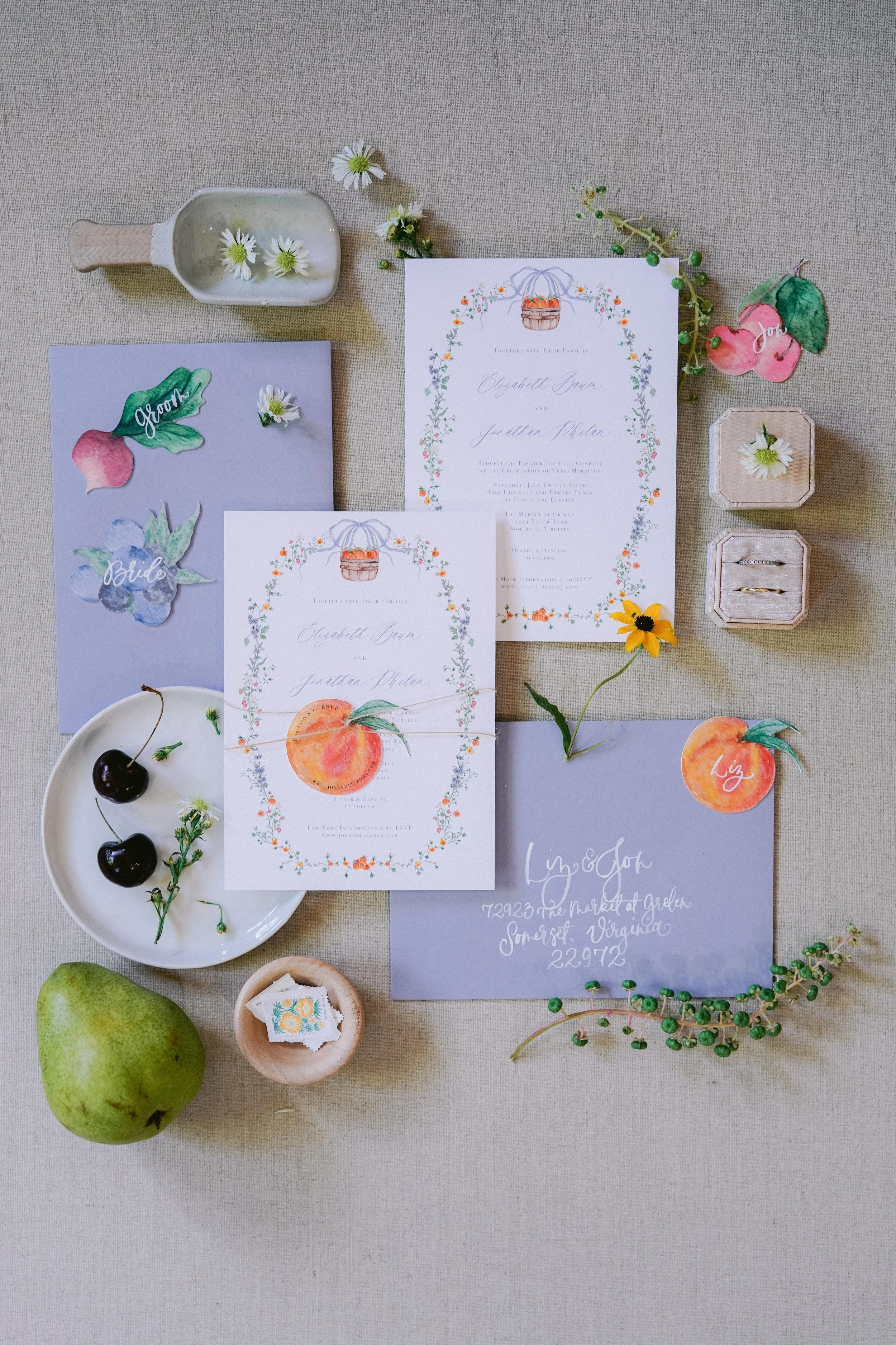 NikkiSanterre_CharlottesvilleLuxuryWeddingPhotographer_MarketatGrelenWedding_Liz&Jon-805-min.jpg