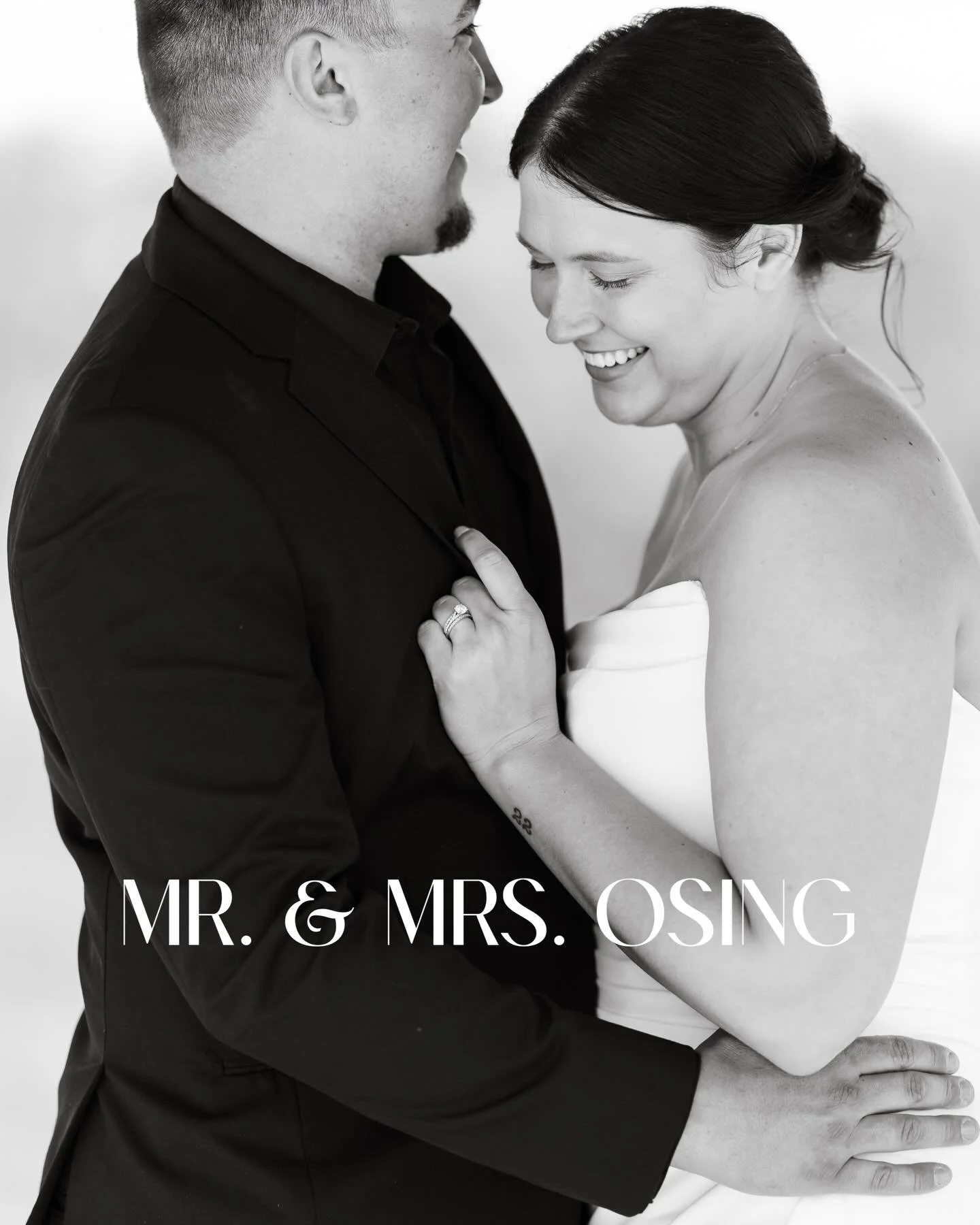 Mr. &amp; Mrs. Osing 🤍✨

Last night was one of those weddings that reminds me exactly why I love what I do.

From the sweetest little in-between moments, to the happy tears, the laughter, and a dance floor full of love&mdash;Mr. and Mrs. Osing&rsquo